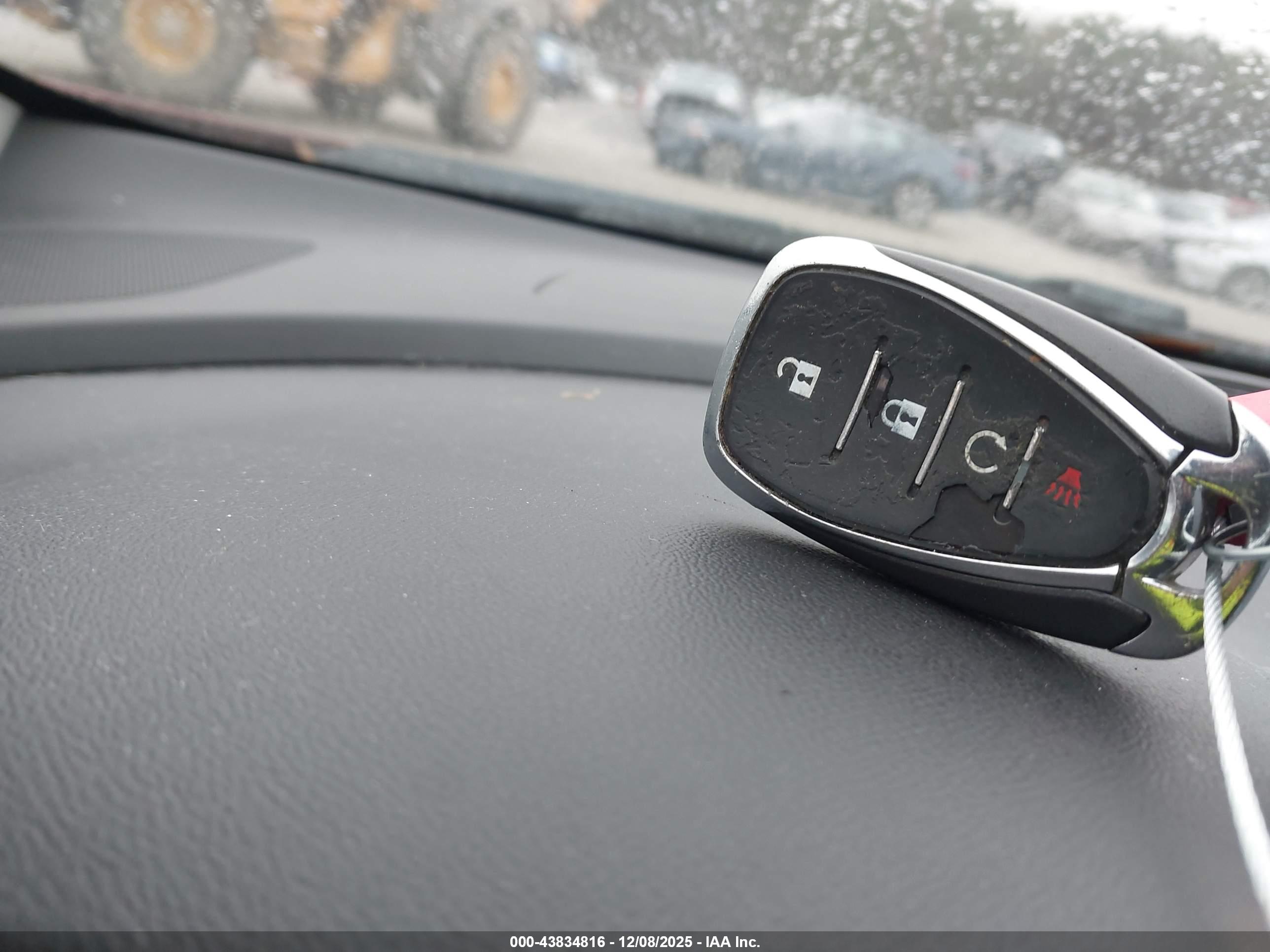 CHEVROLET VOLT image 11