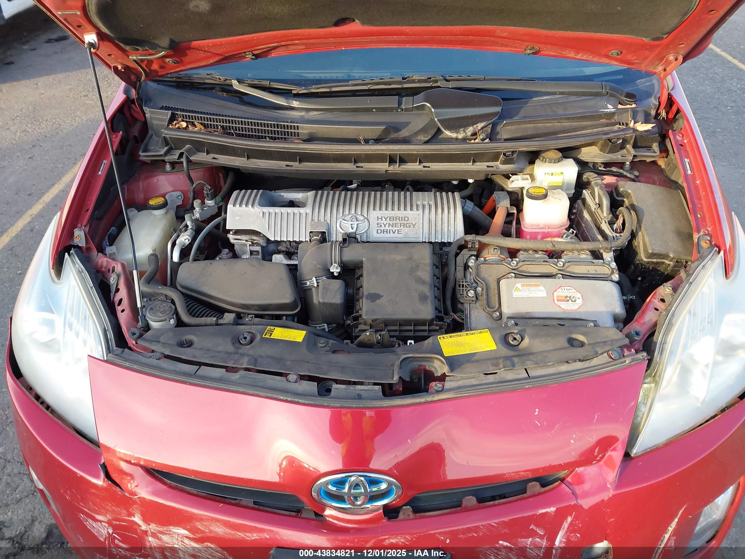 TOYOTA PRIUS image 10