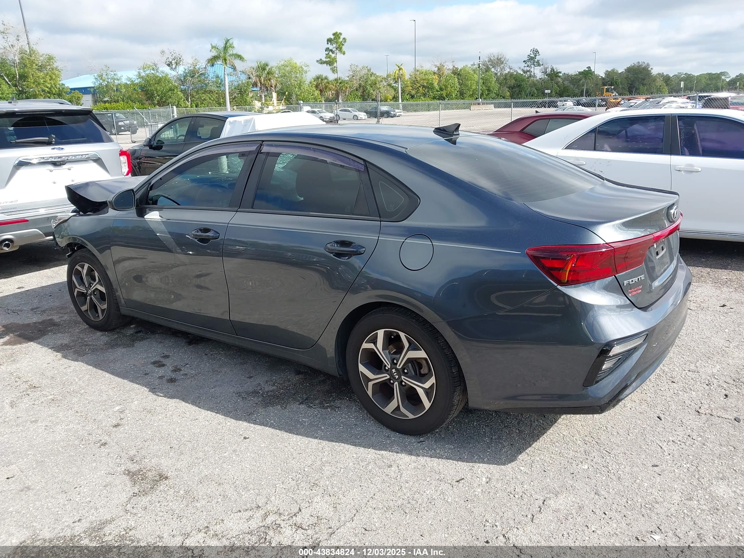 KIA FORTE image 3