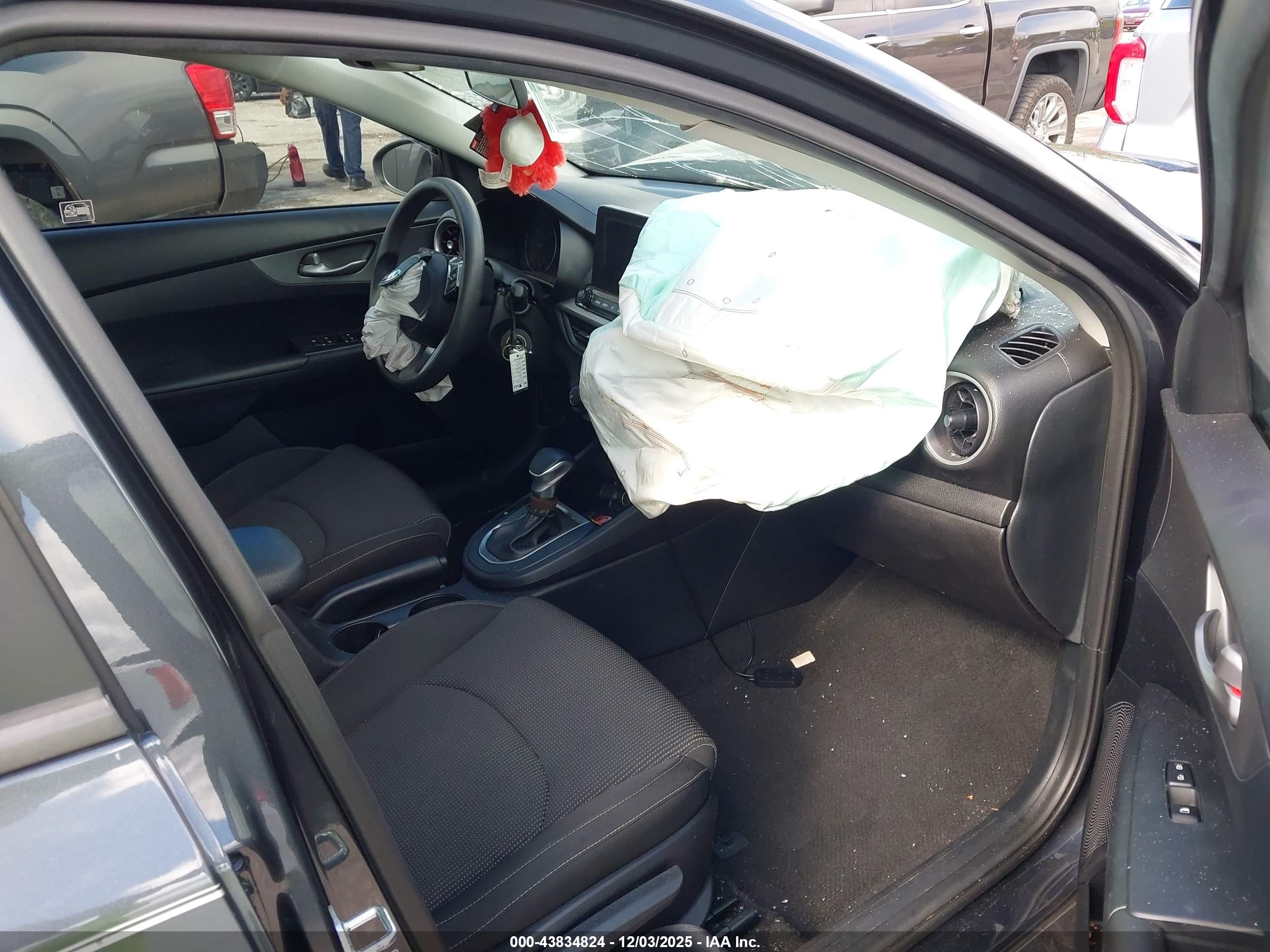 KIA FORTE image 5