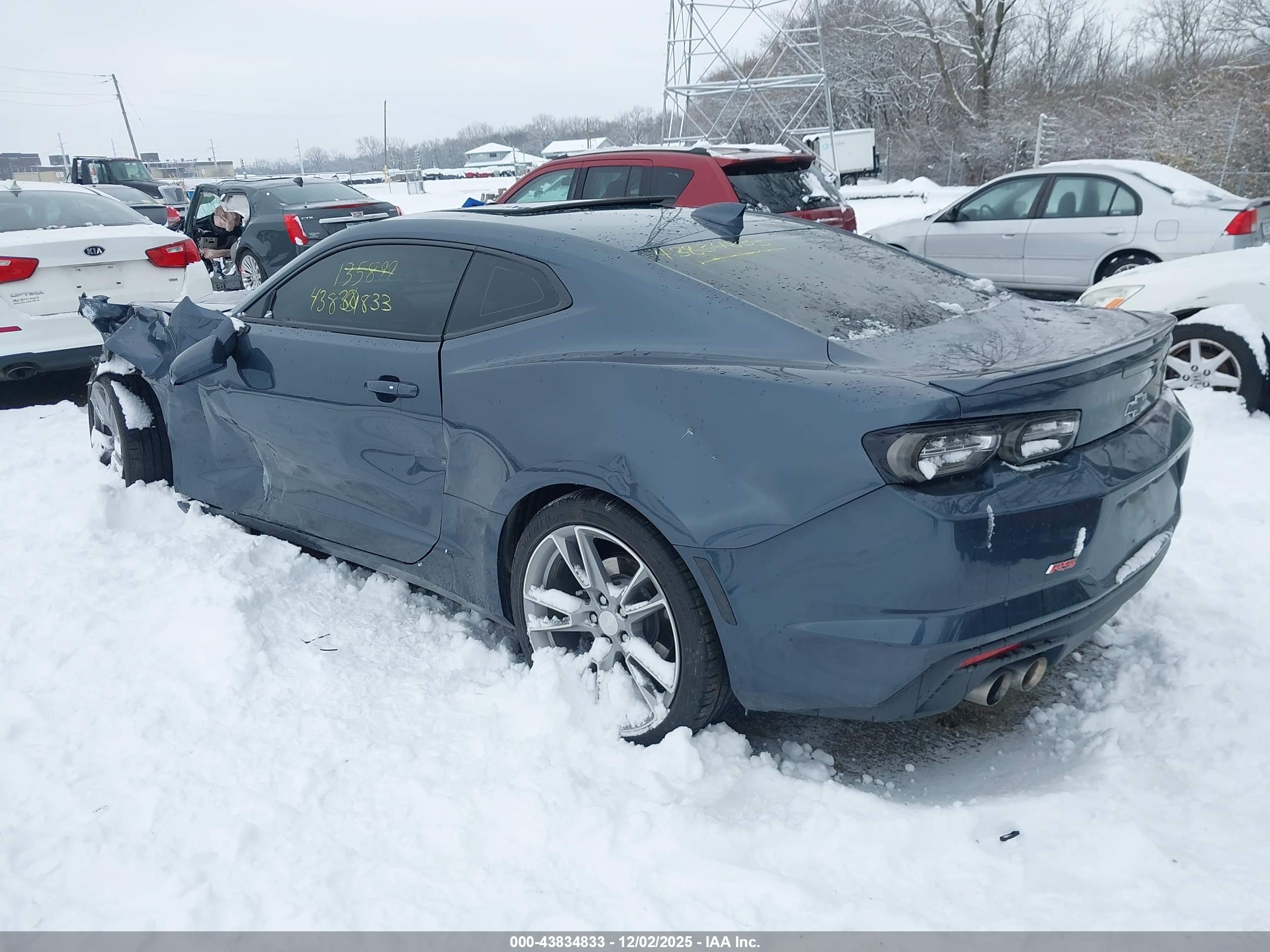CHEVROLET CAMARO image 3