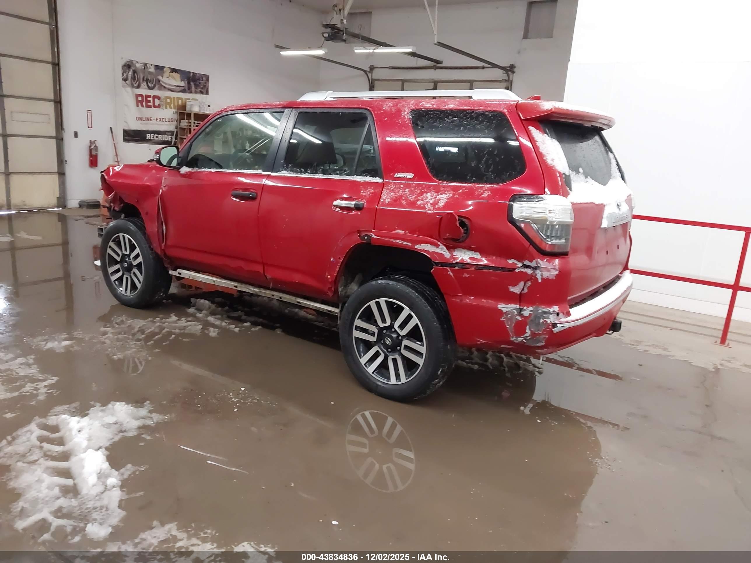 TOYOTA 4RUNNER image 3