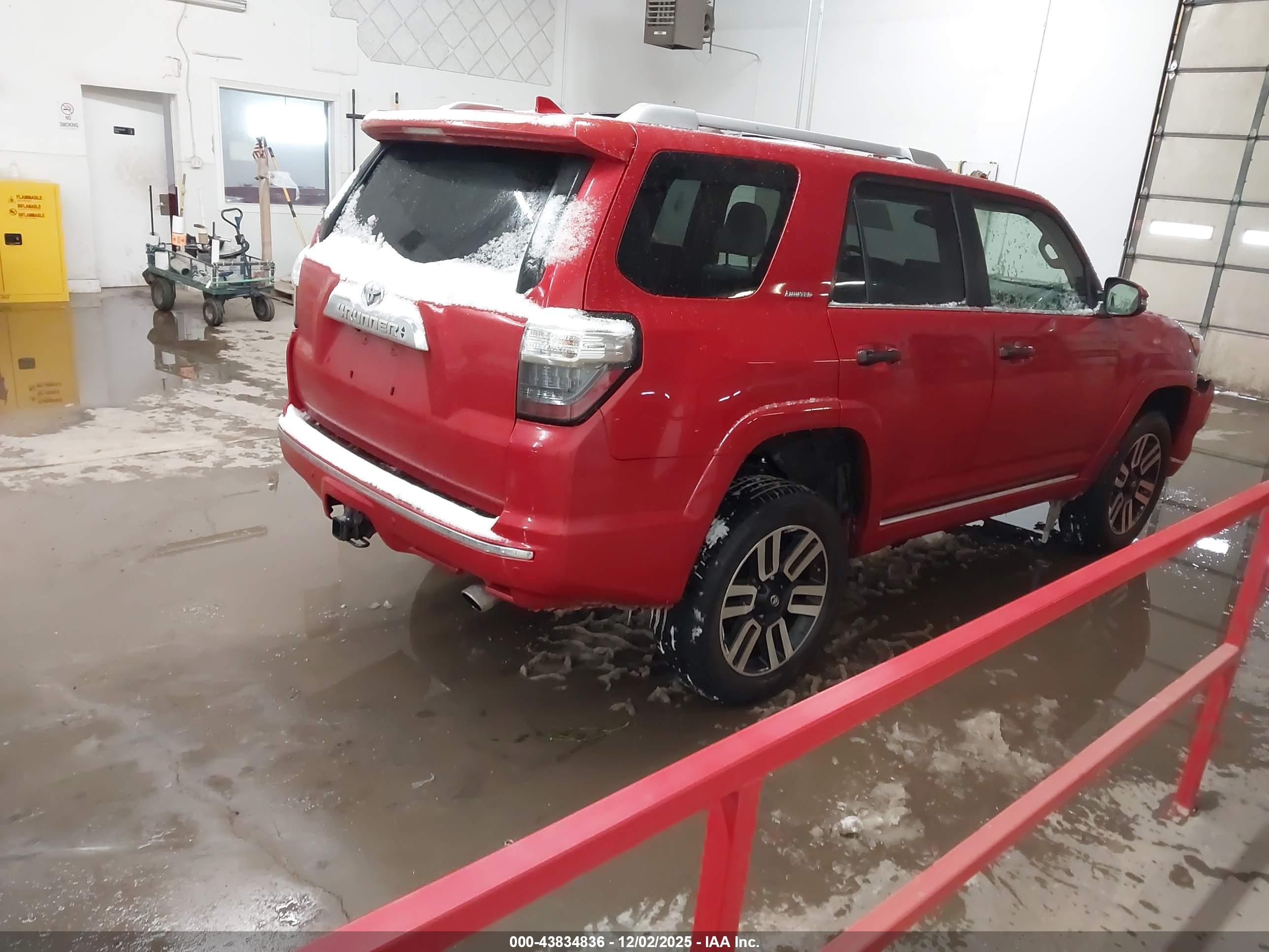 TOYOTA 4RUNNER image 4