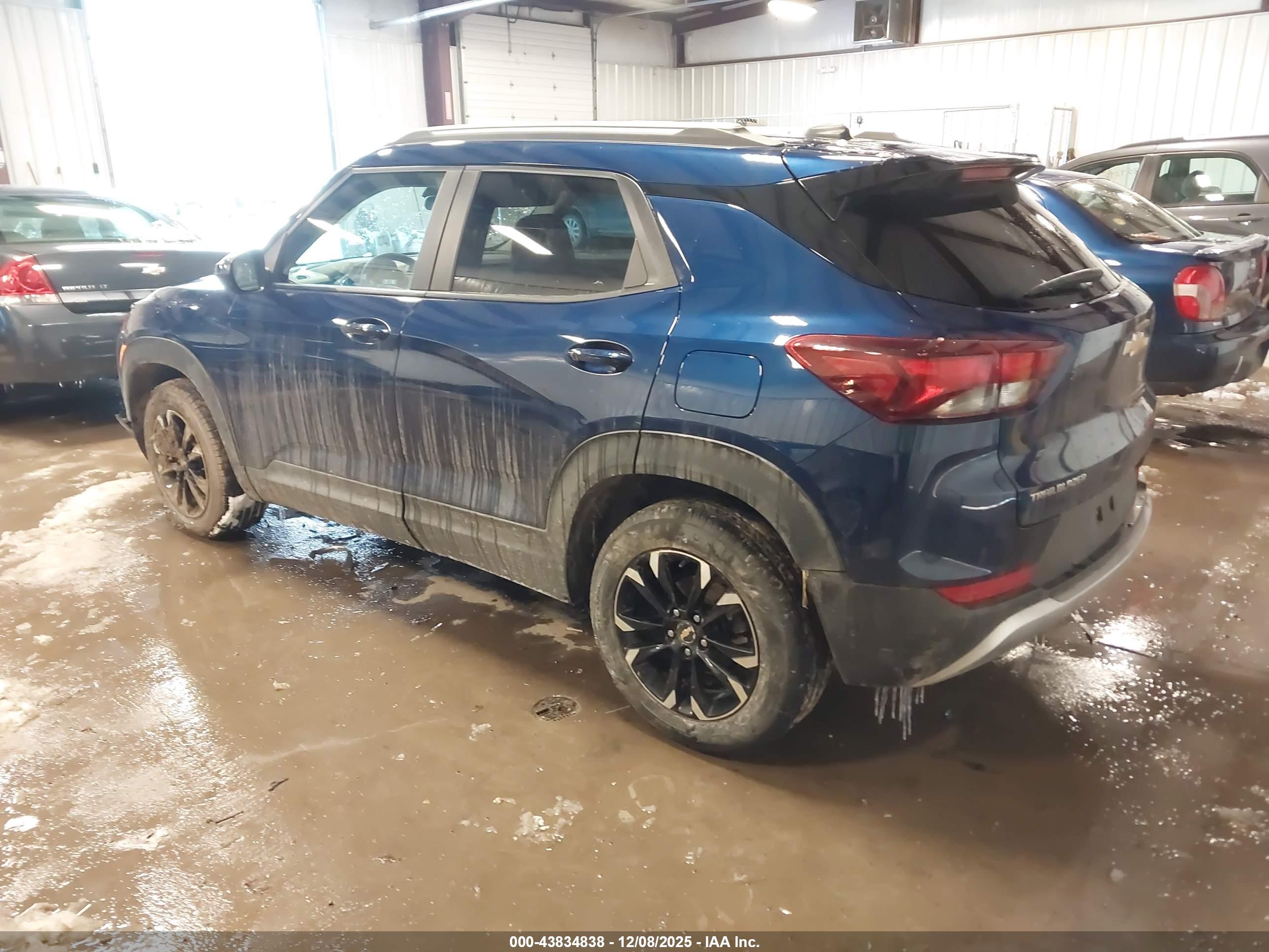 CHEVROLET TRAILBLAZER image 3