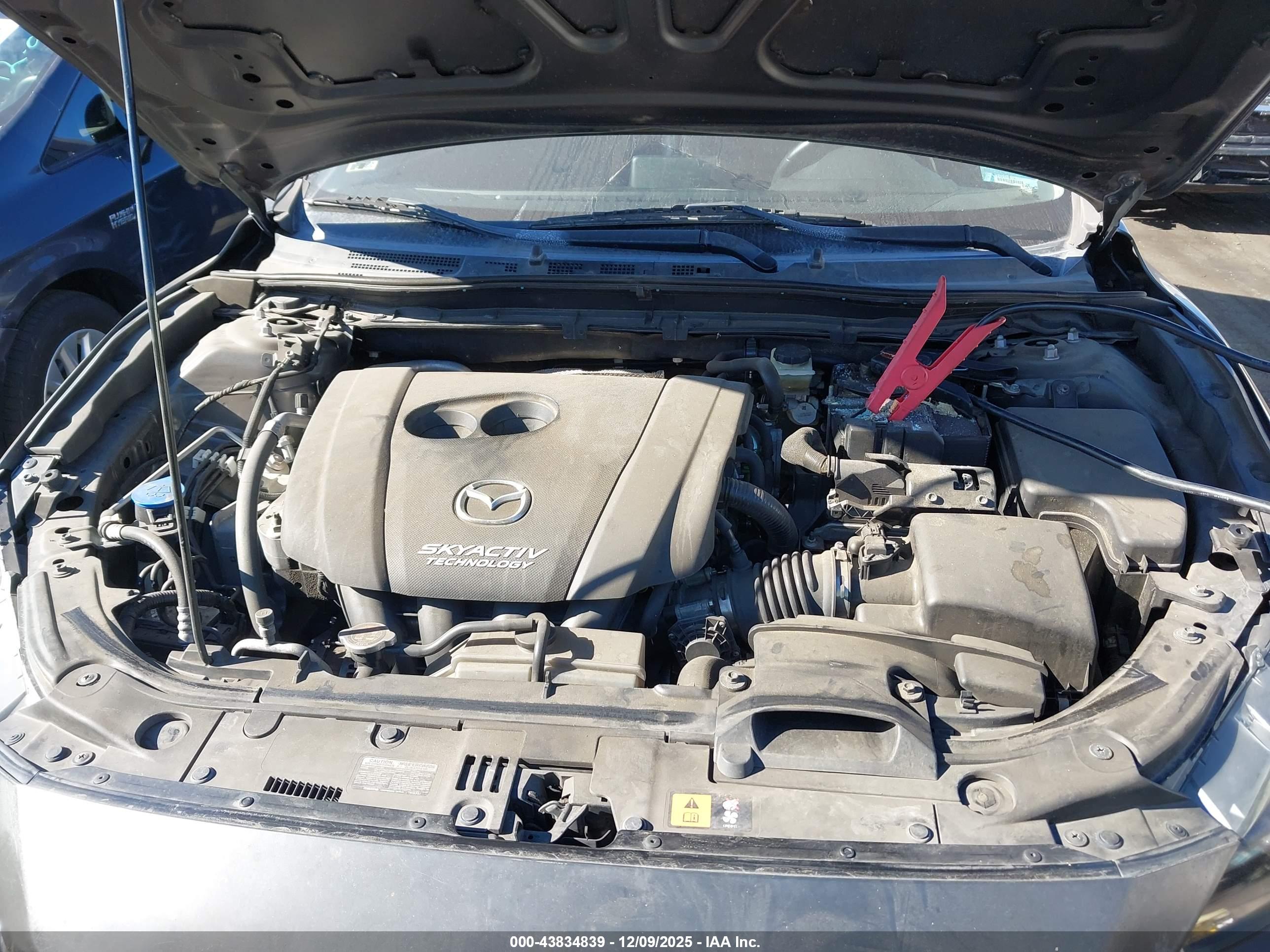 MAZDA MAZDA3 image 10
