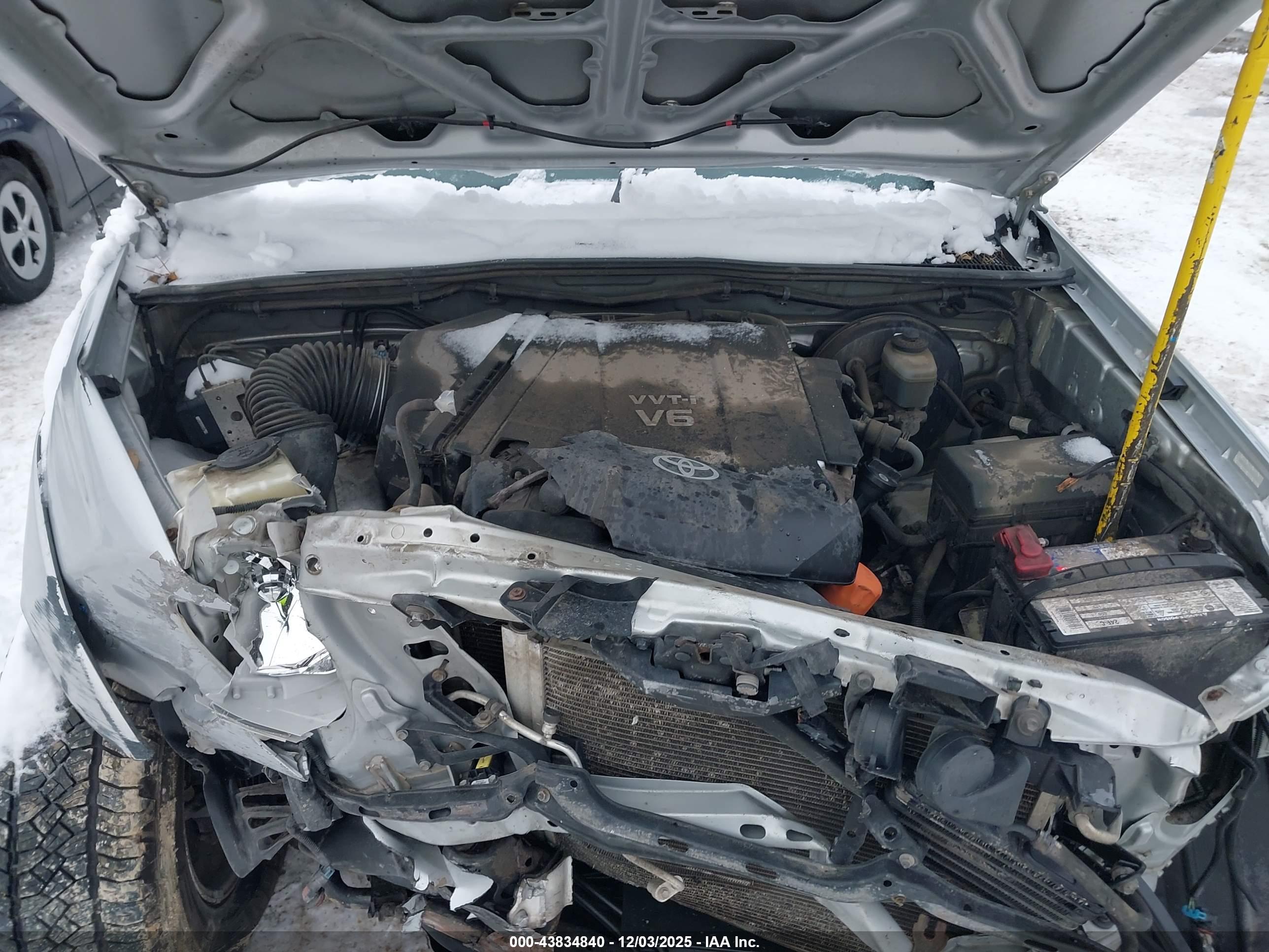 TOYOTA TACOMA image 10