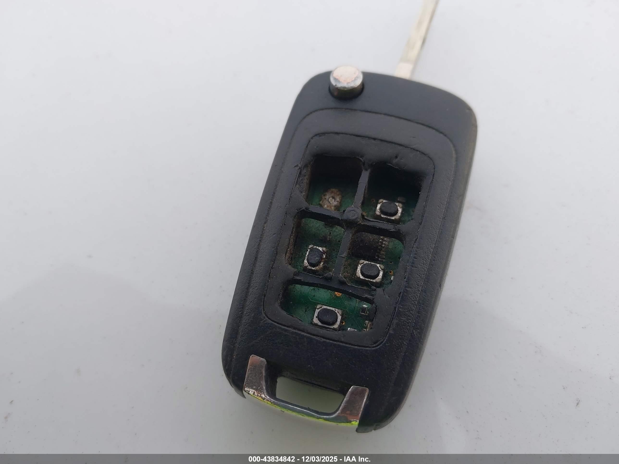 CHEVROLET EQUINOX image 11