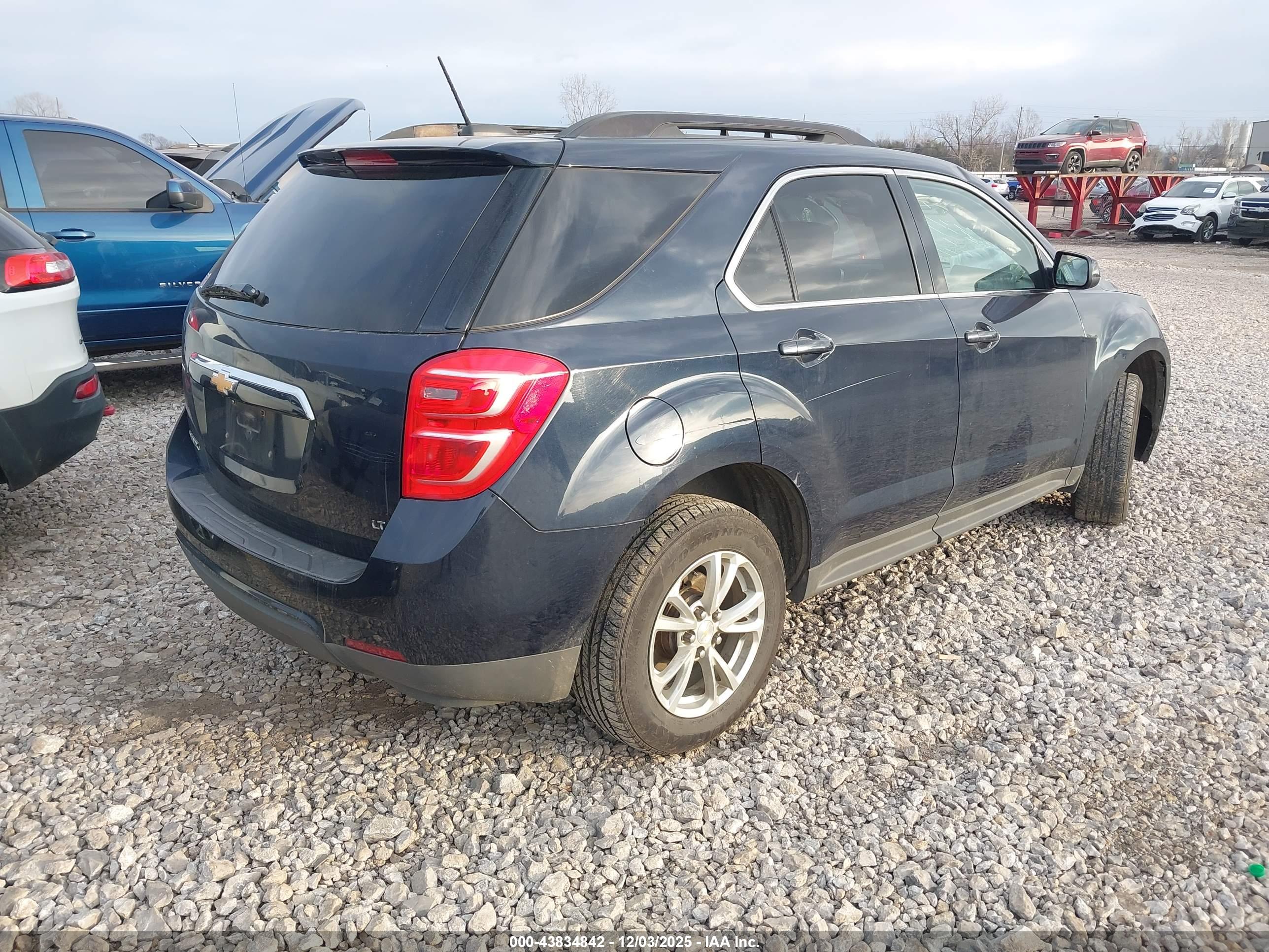 CHEVROLET EQUINOX image 4