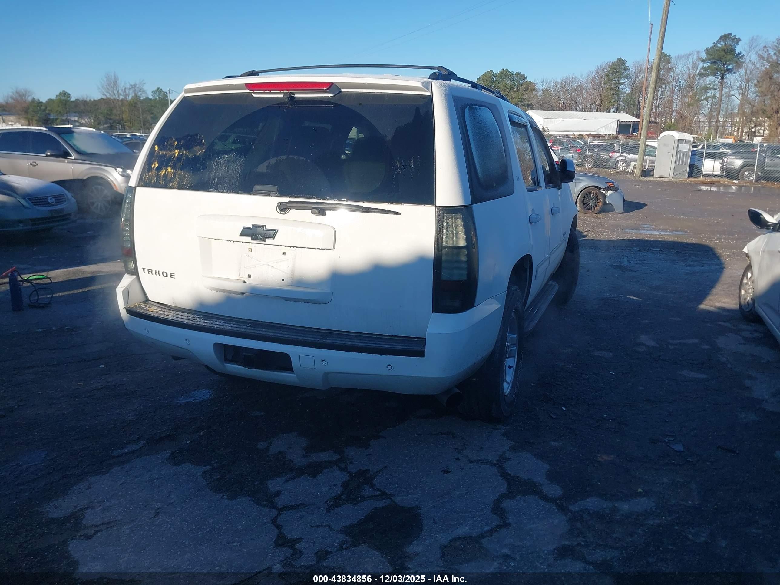 CHEVROLET TAHOE image 4
