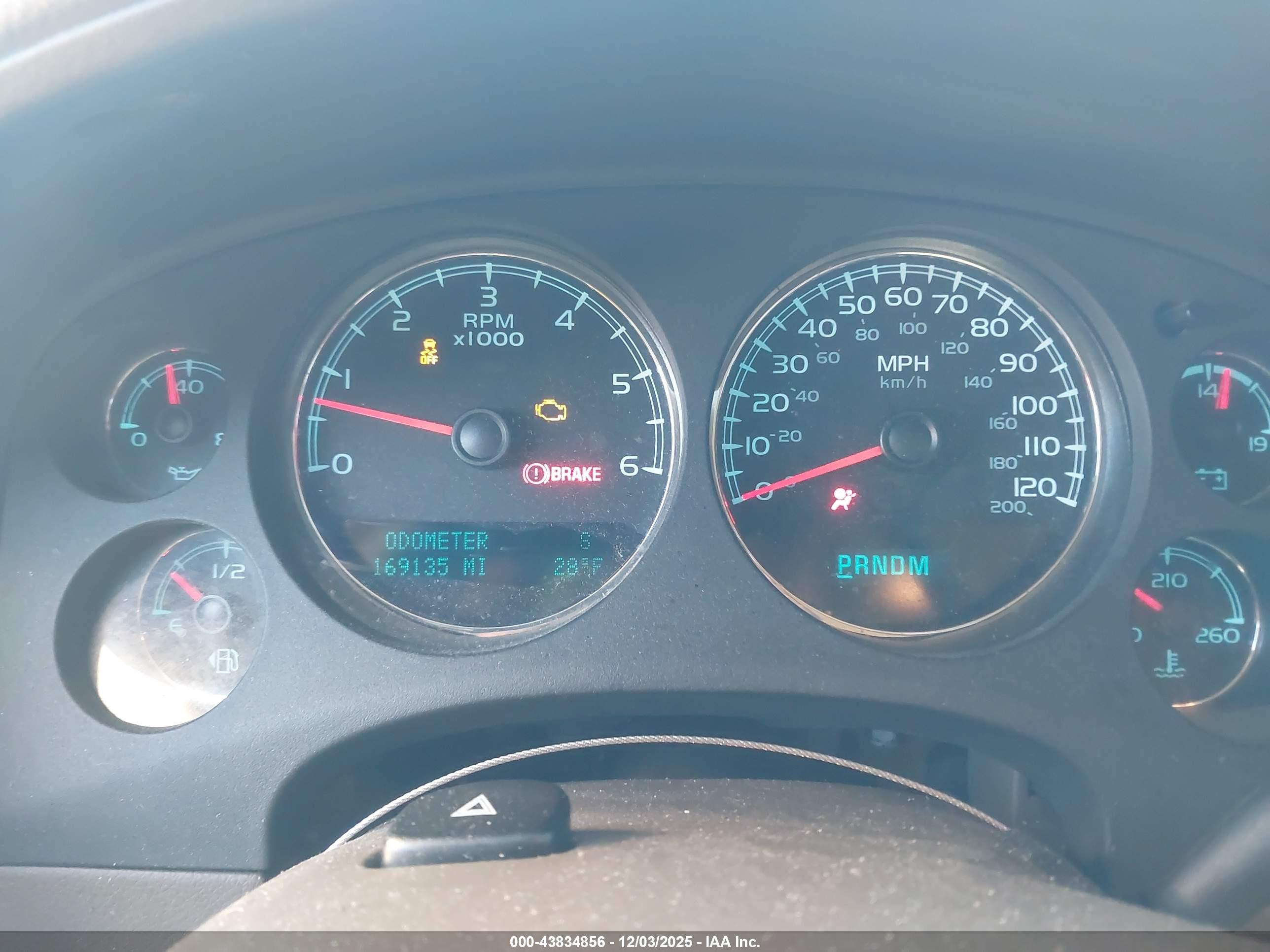 CHEVROLET TAHOE image 7