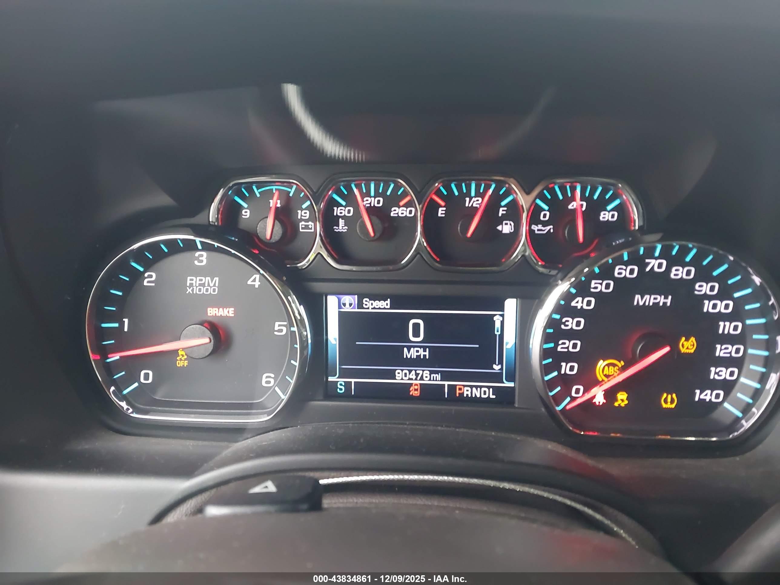 CHEVROLET TAHOE image 7