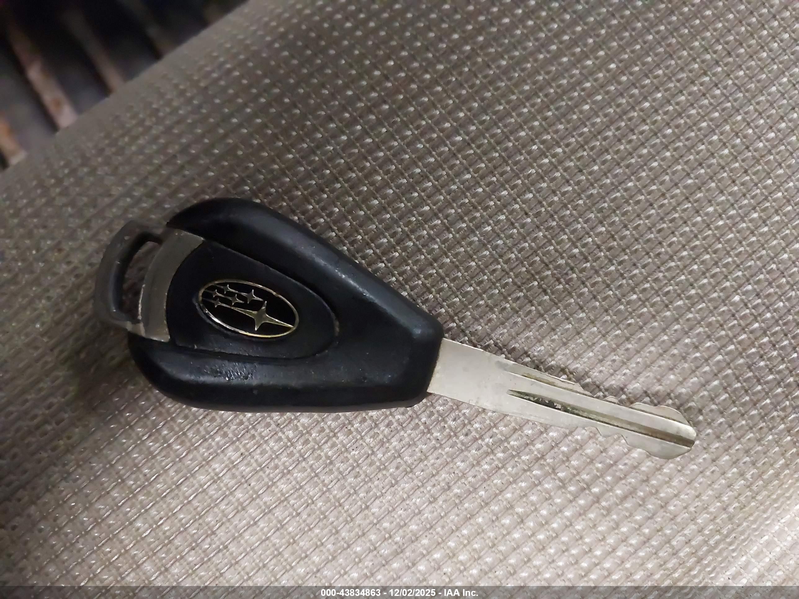 SUBARU OUTBACK image 11