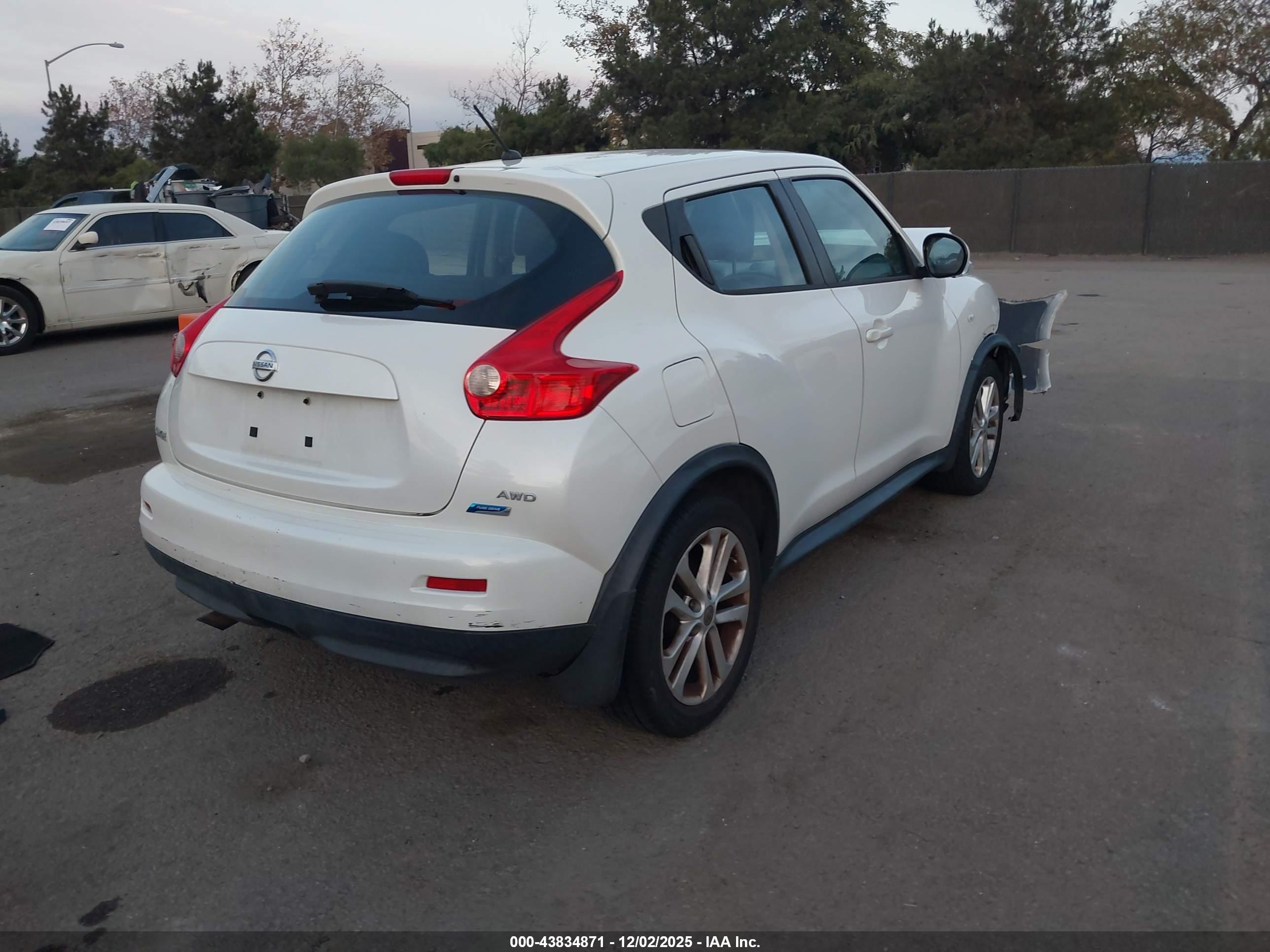 NISSAN JUKE image 4
