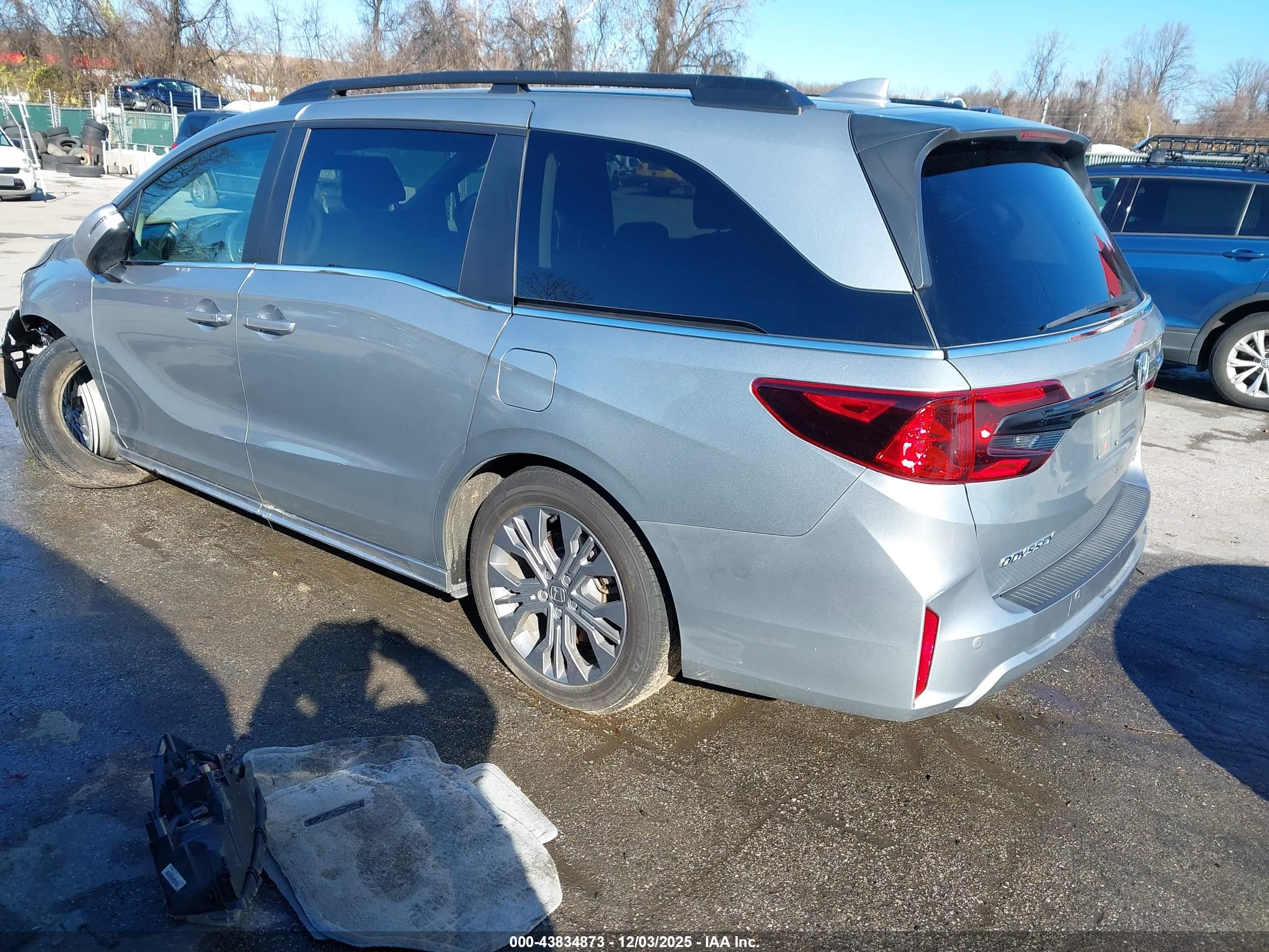 HONDA ODYSSEY image 3