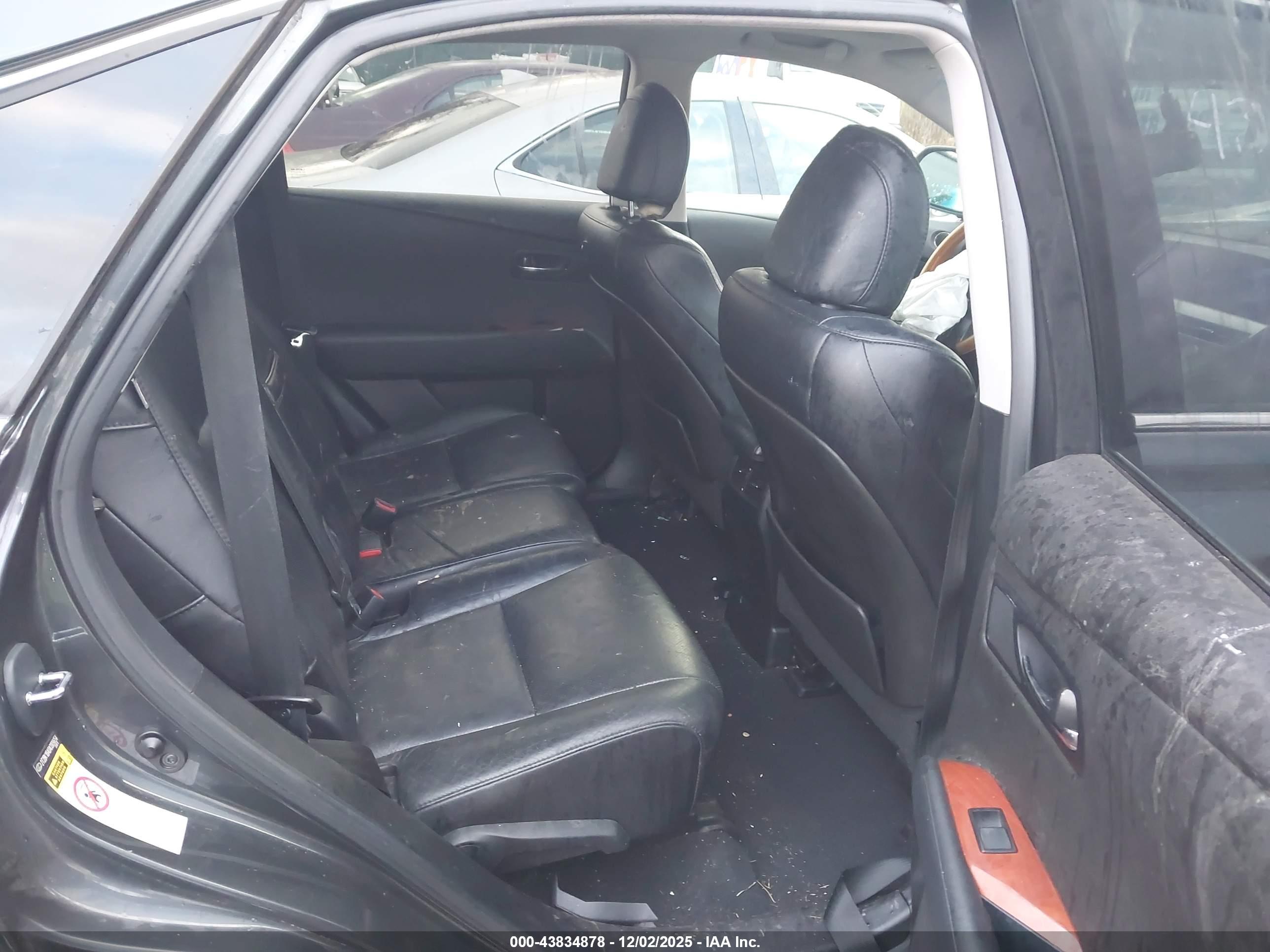 LEXUS RX image 8