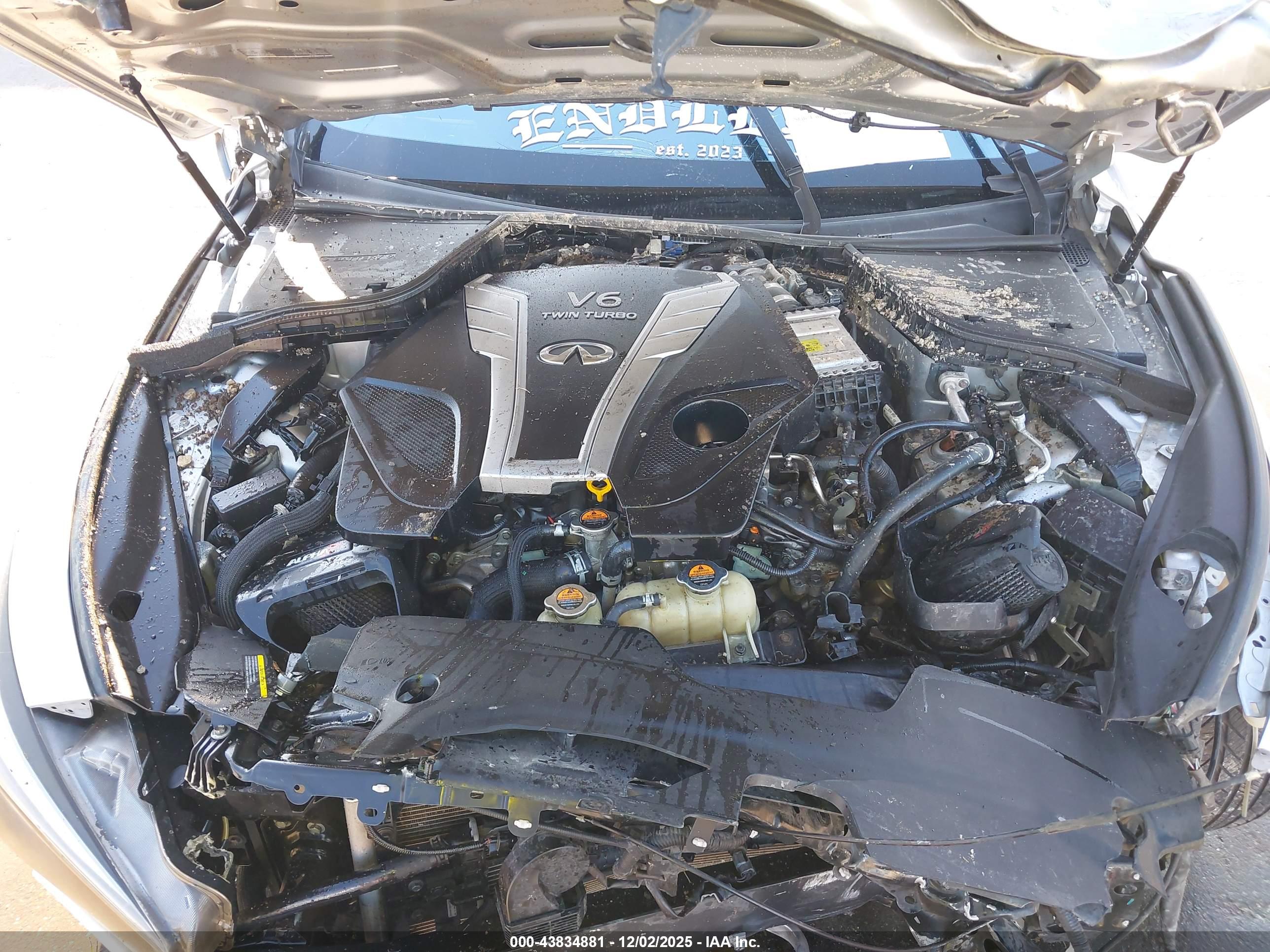 INFINITI Q50 image 10