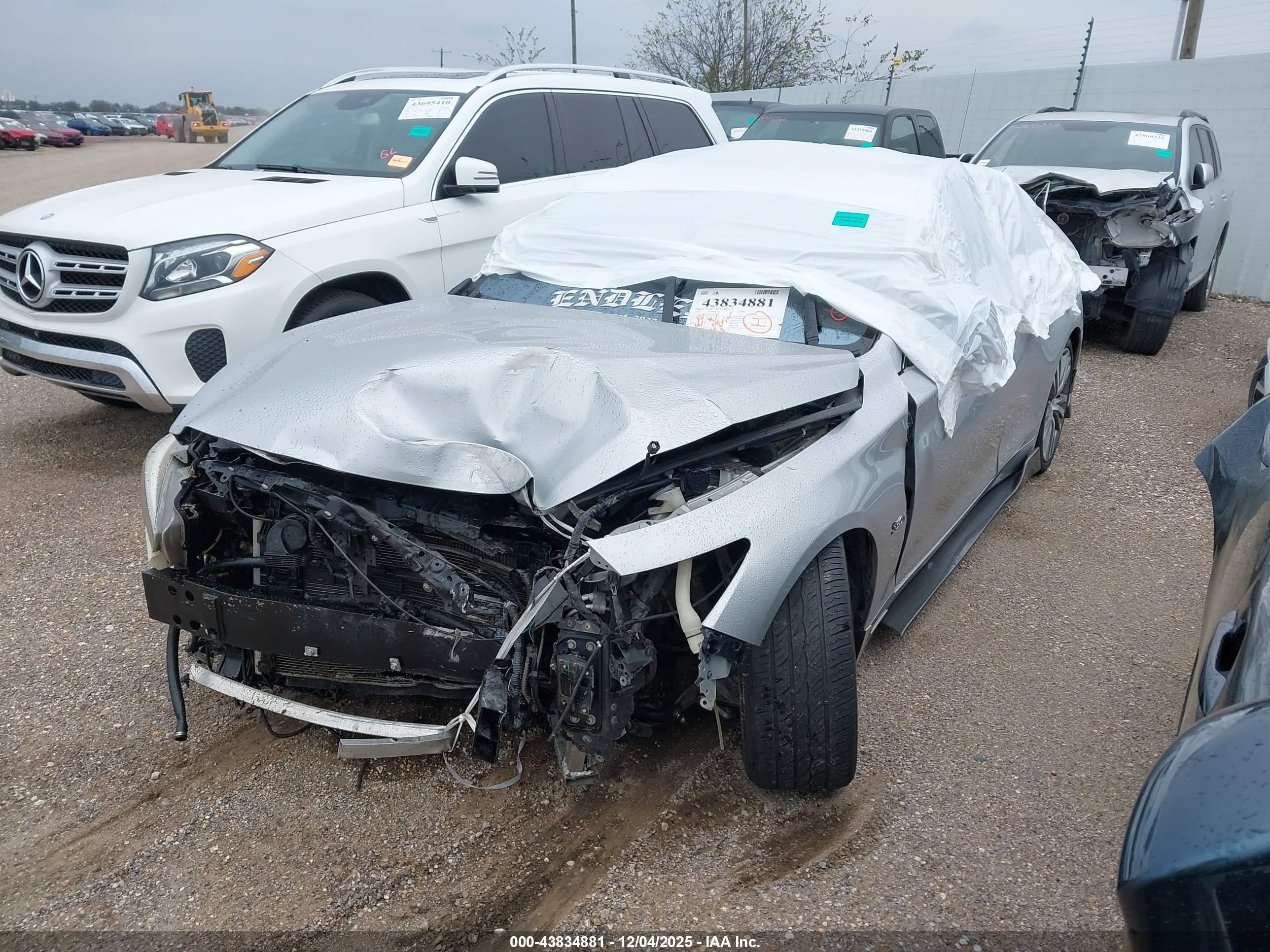 INFINITI Q50 image 2