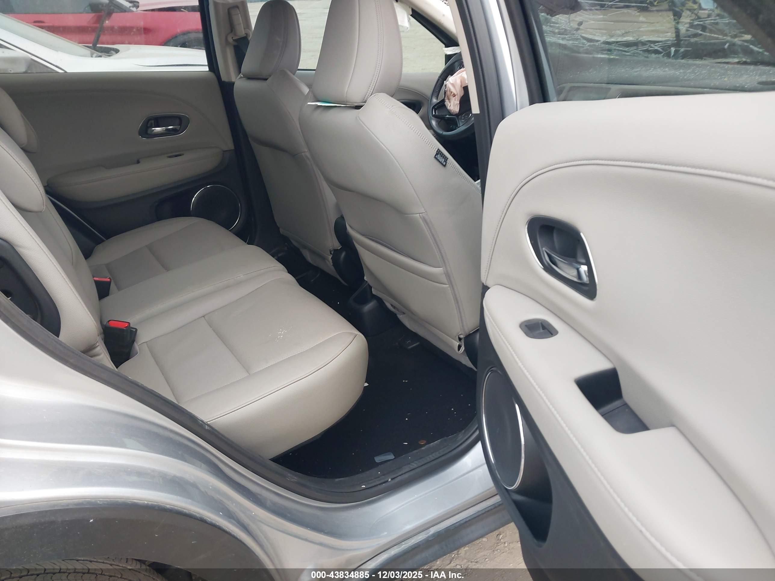 HONDA HR-V image 8