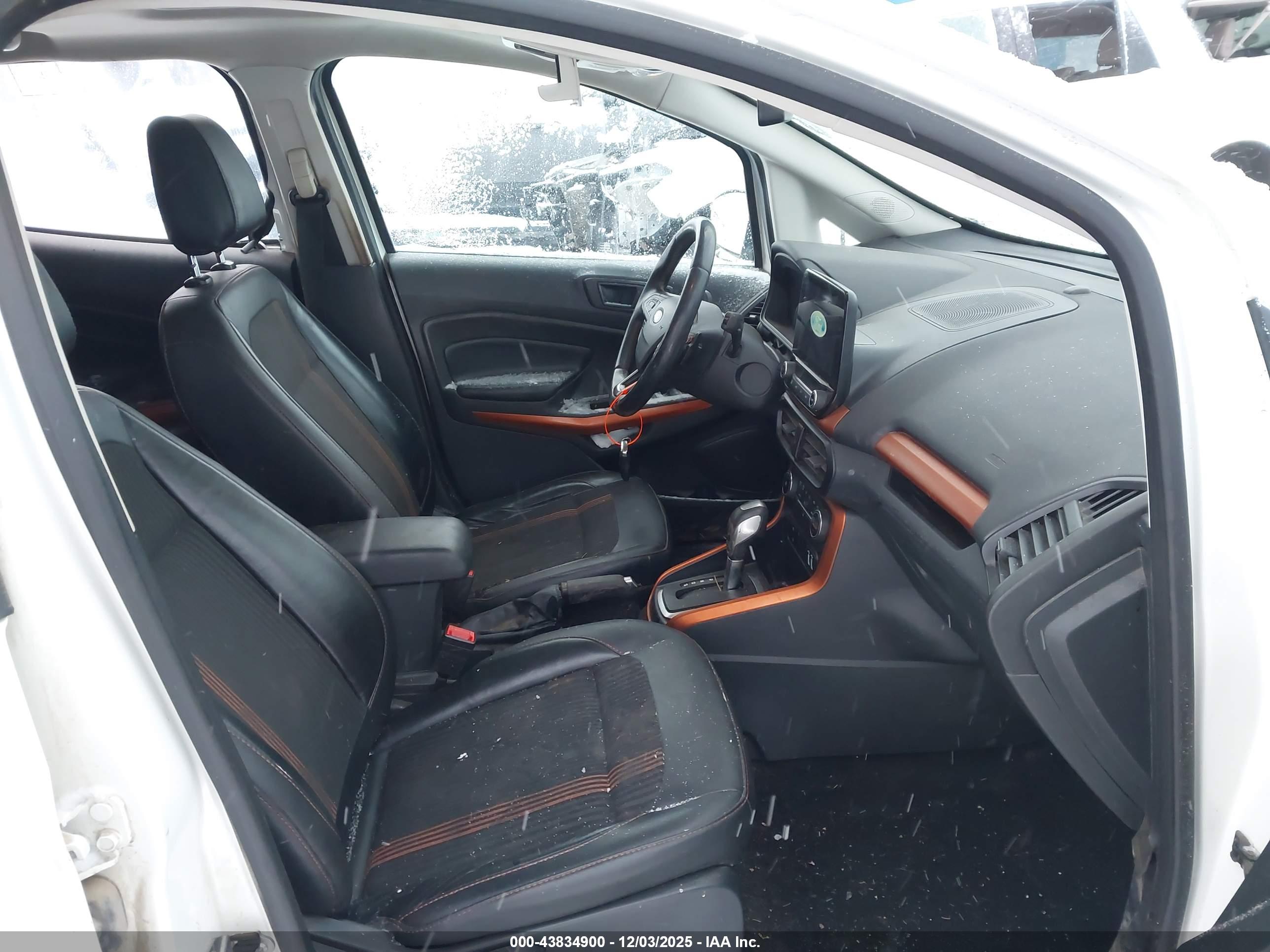 FORD ECOSPORT image 5