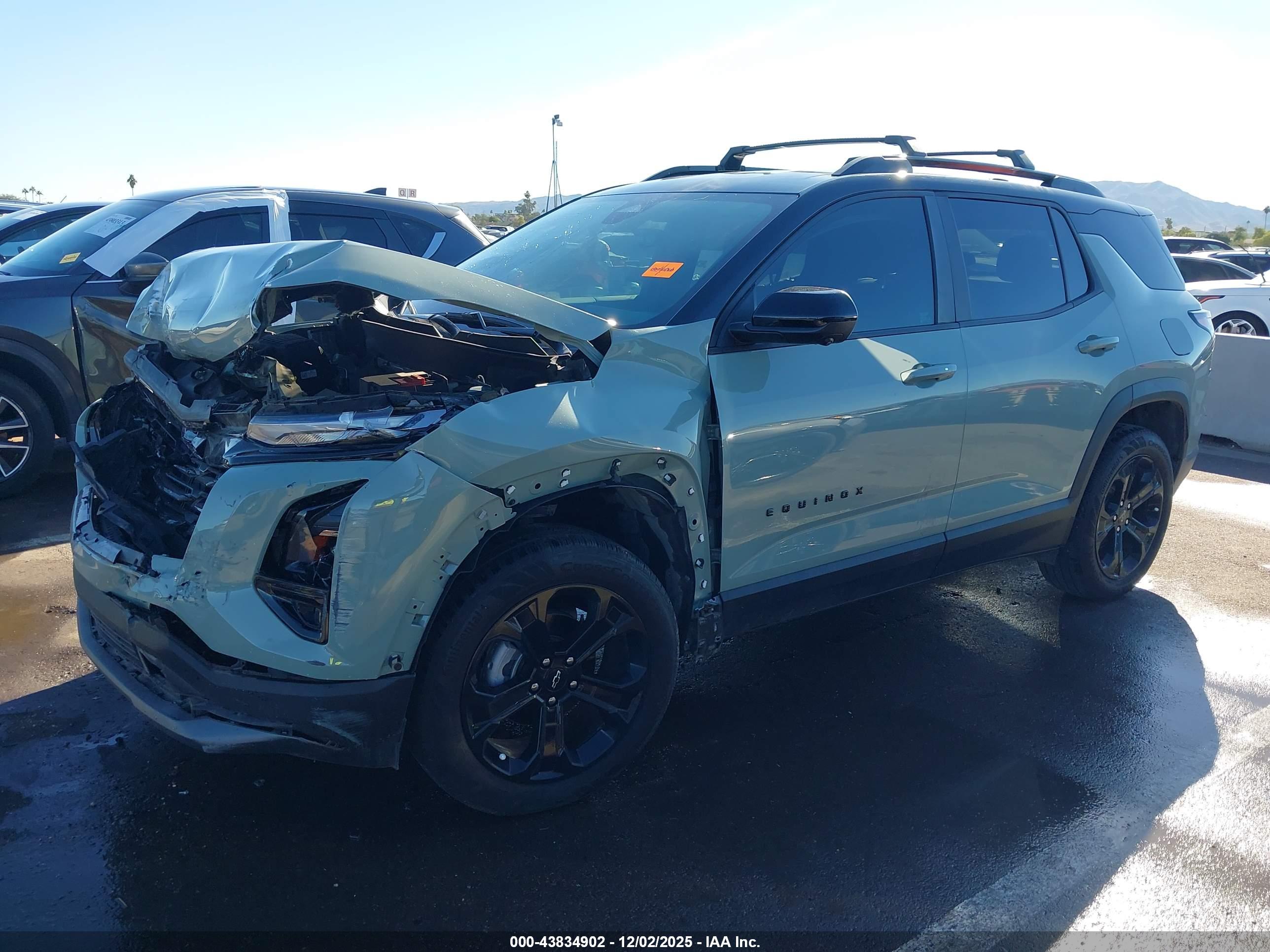 CHEVROLET EQUINOX image 2