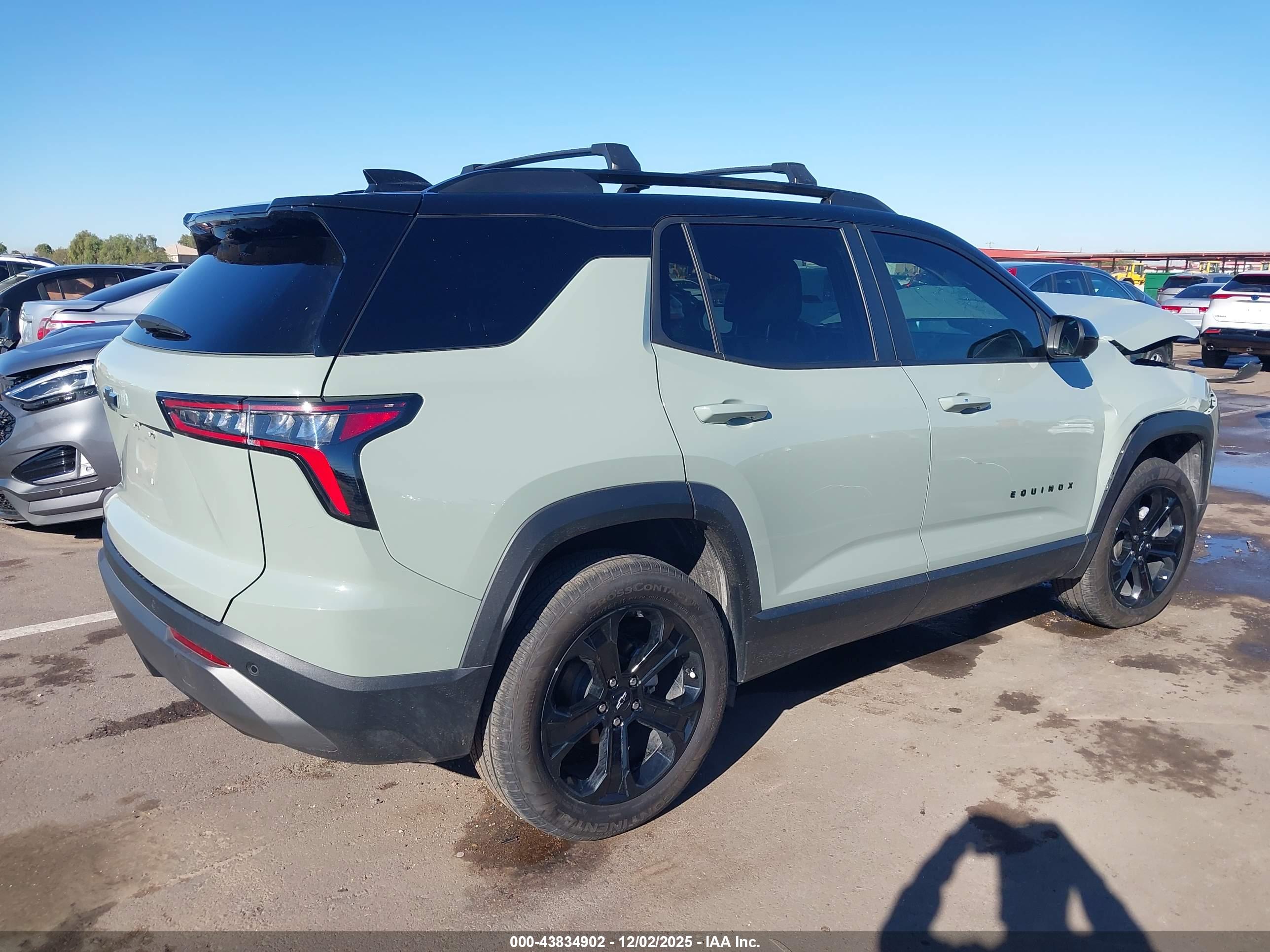 CHEVROLET EQUINOX image 4
