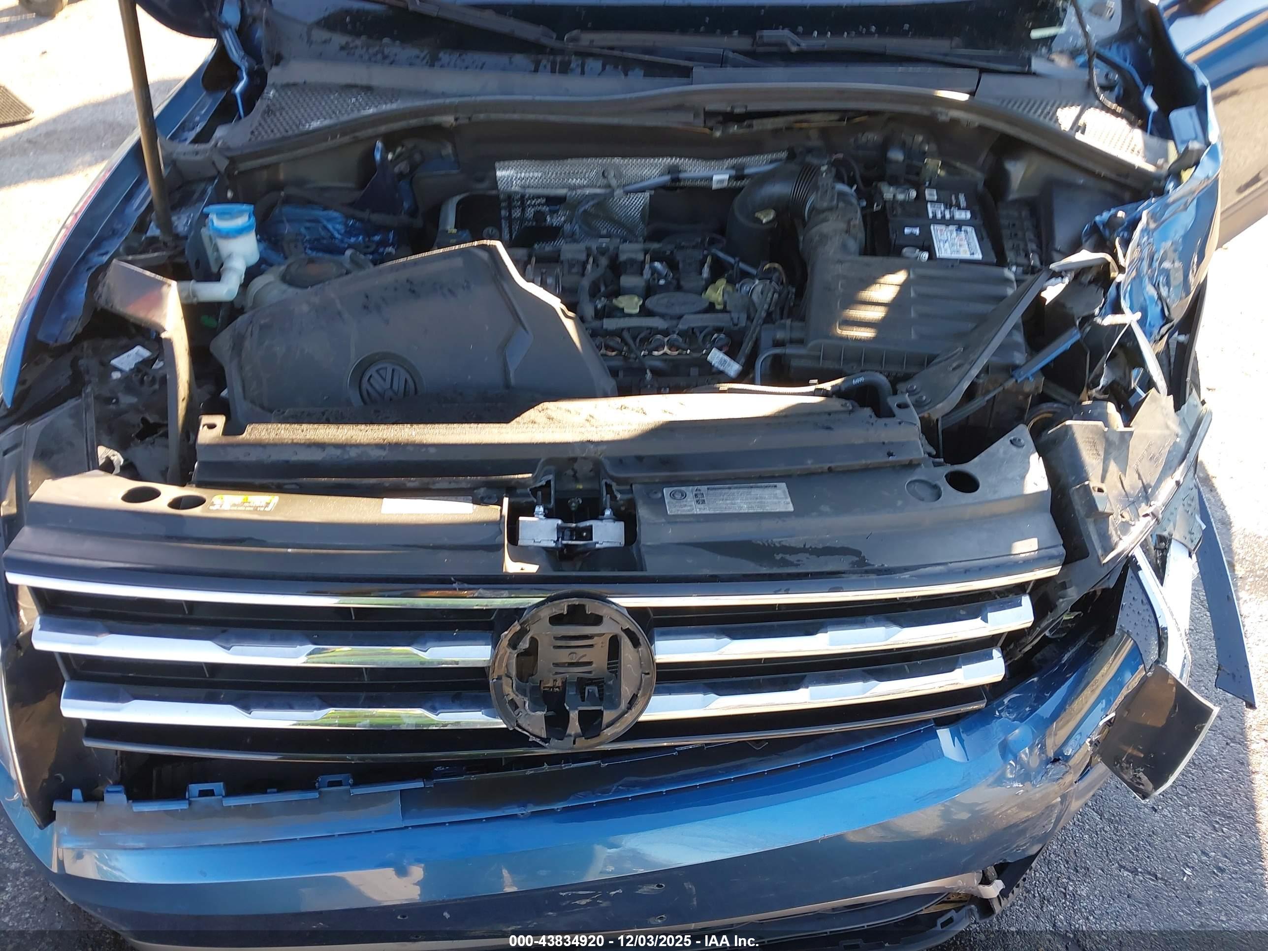 VOLKSWAGEN TIGUAN image 10