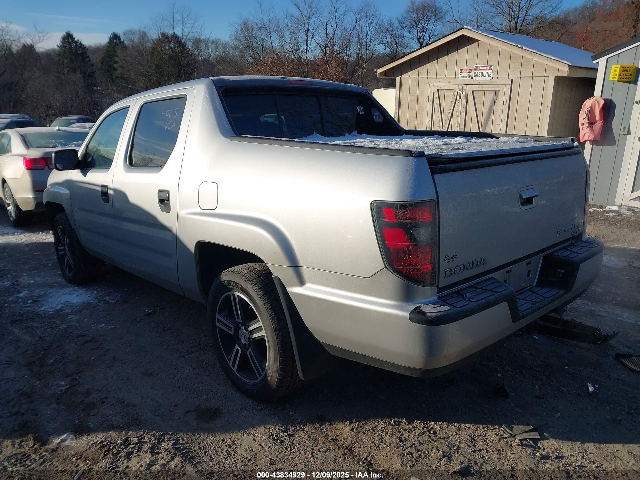 HONDA RIDGELINE image 3