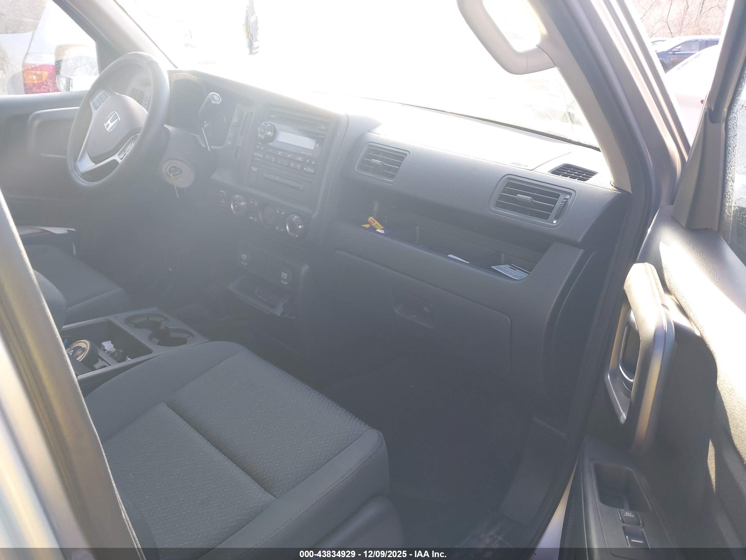 HONDA RIDGELINE image 5