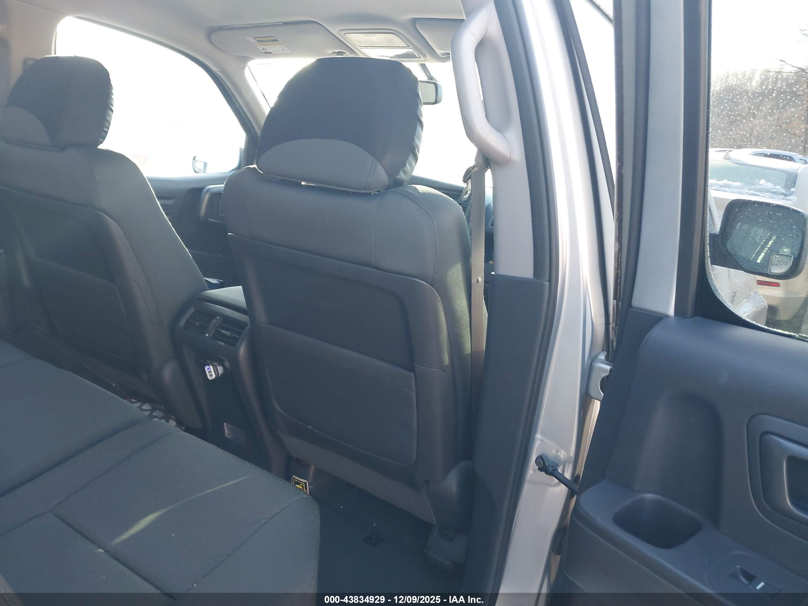 HONDA RIDGELINE image 8