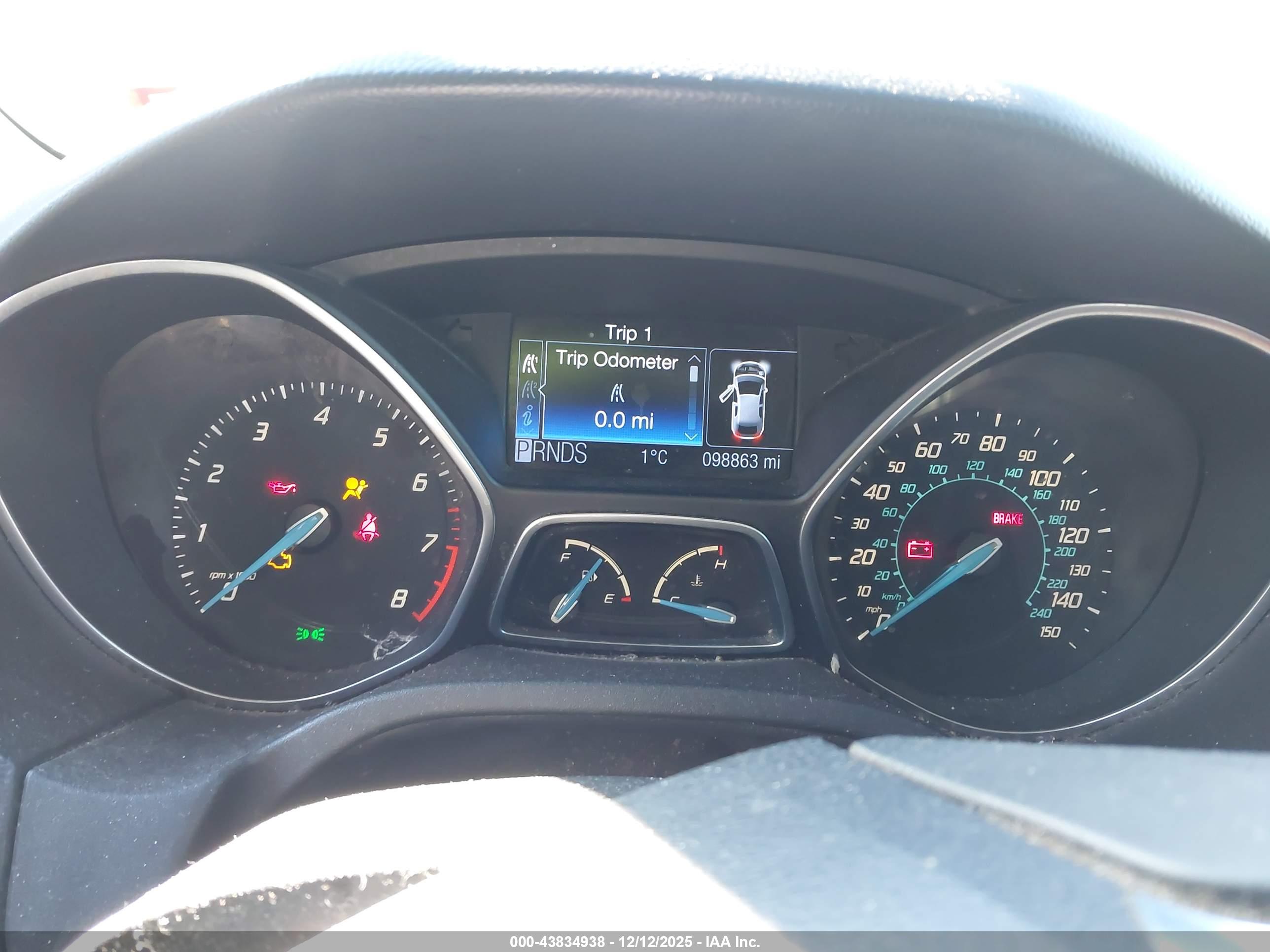 FORD FOCUS image 7