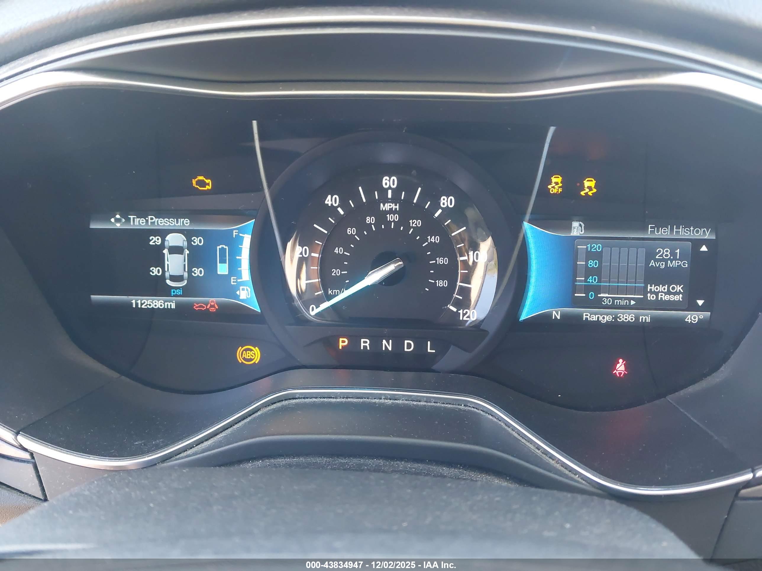 FORD FUSION image 7