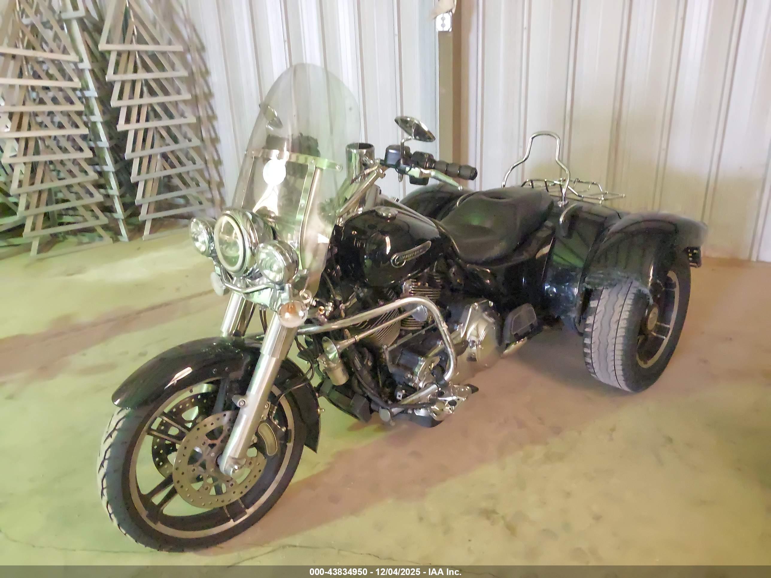 HARLEY-DAVIDSON FLRT image 2