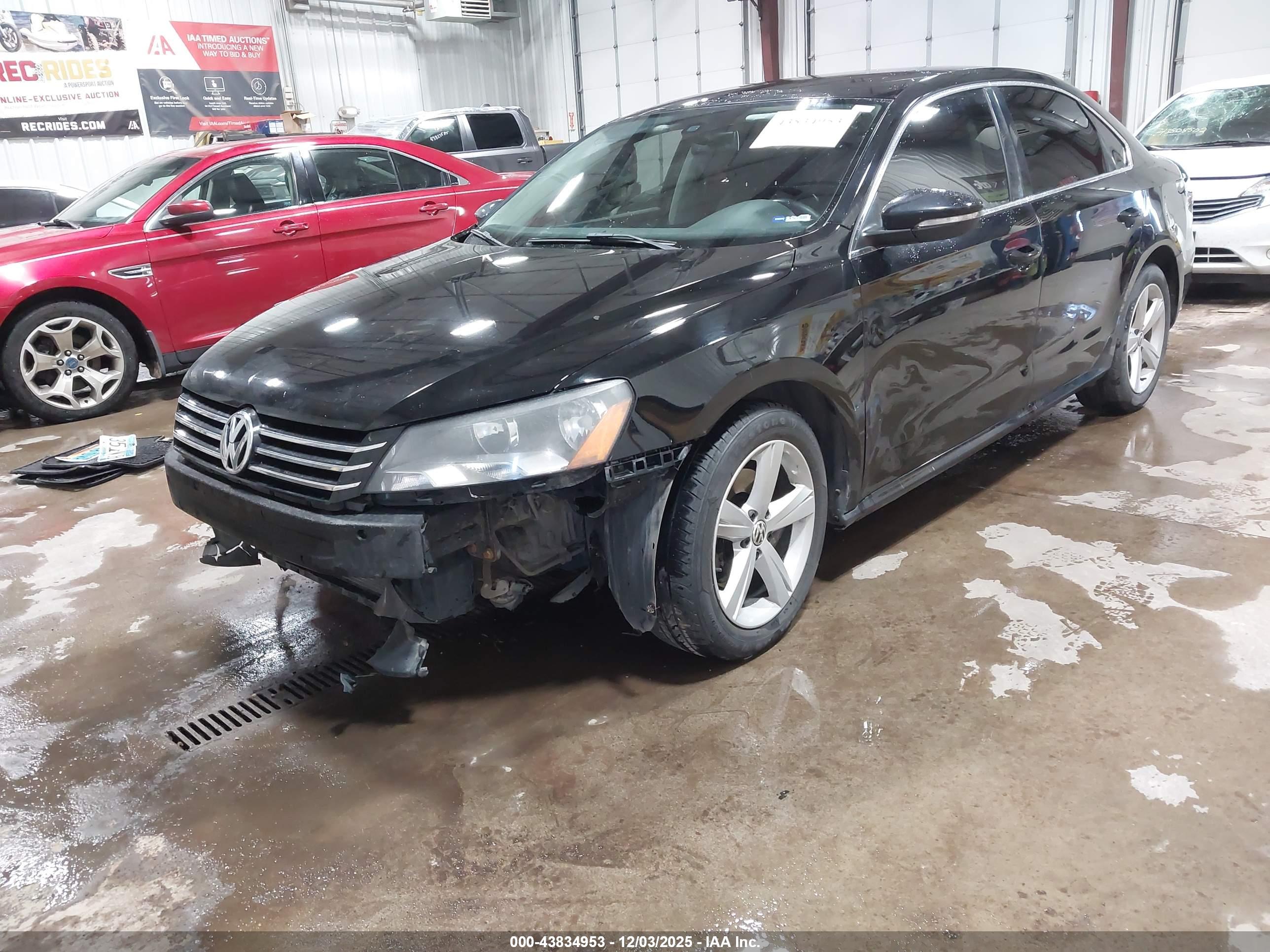 VOLKSWAGEN PASSAT image 2