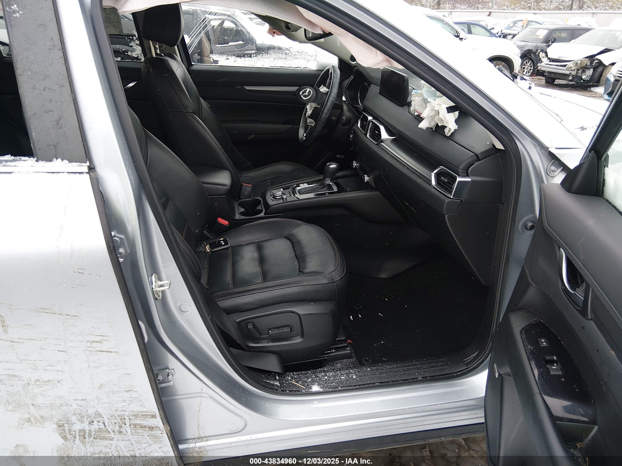 MAZDA CX-5 image 5