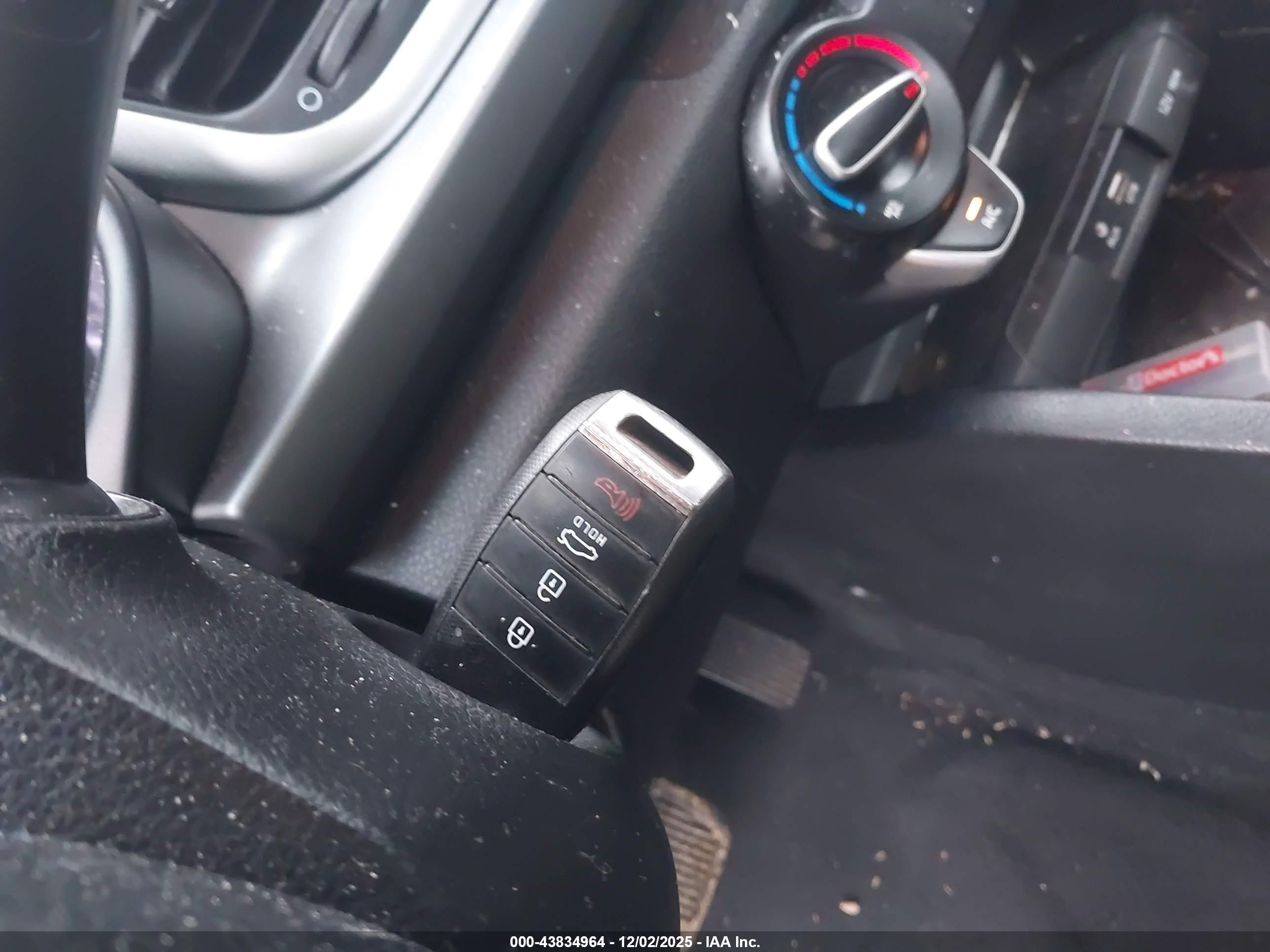 KIA RIO image 11