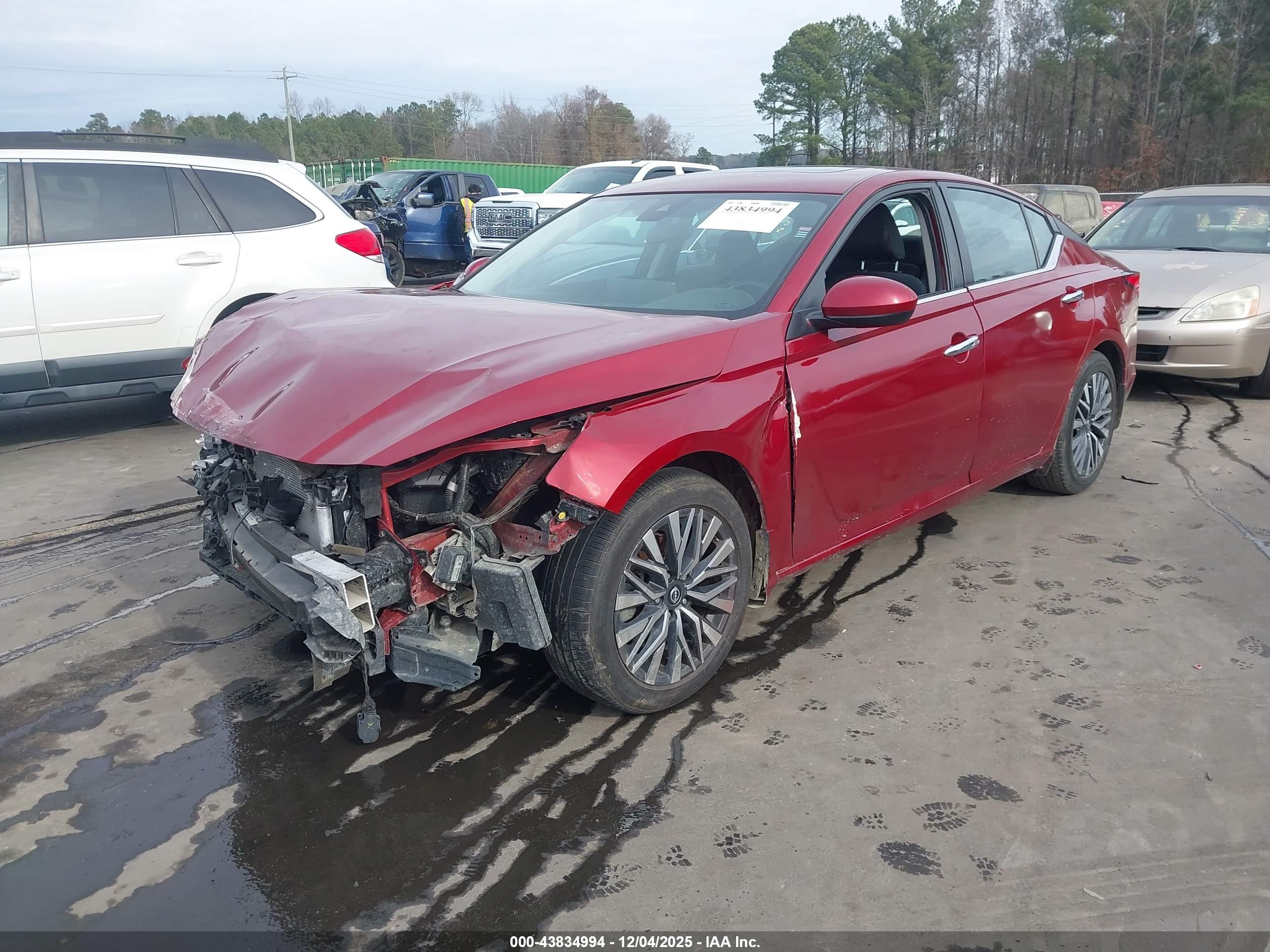 NISSAN ALTIMA image 2