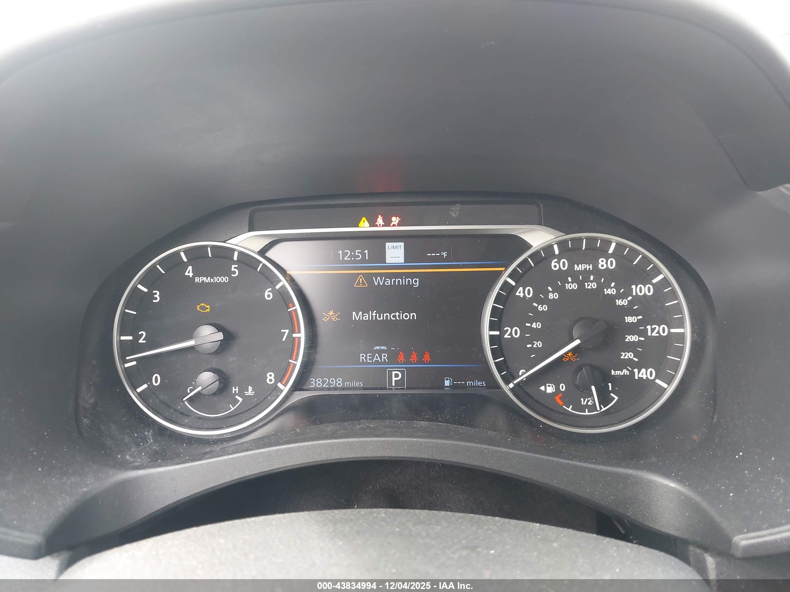 NISSAN ALTIMA image 7