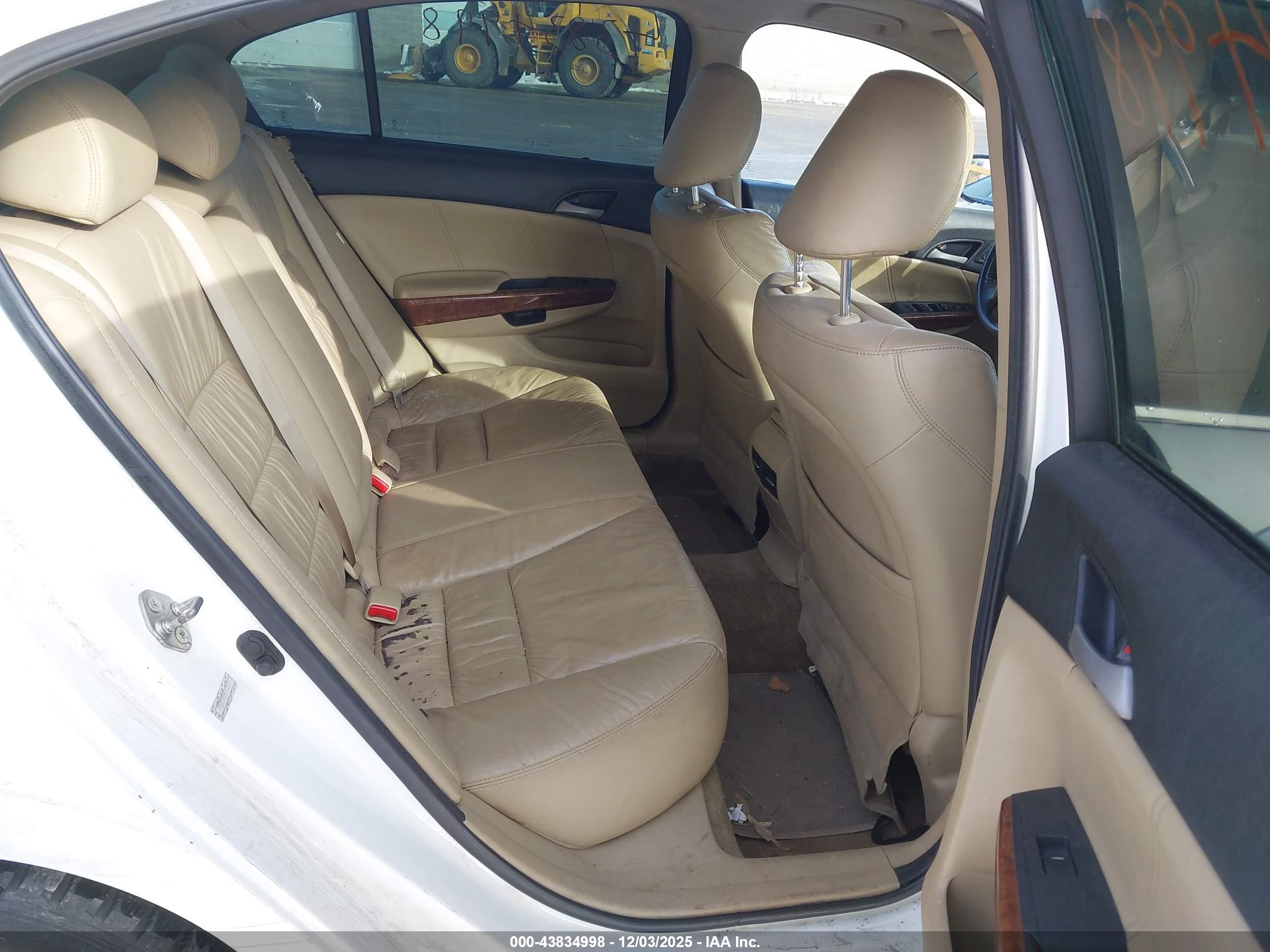 HONDA ACCORD image 8