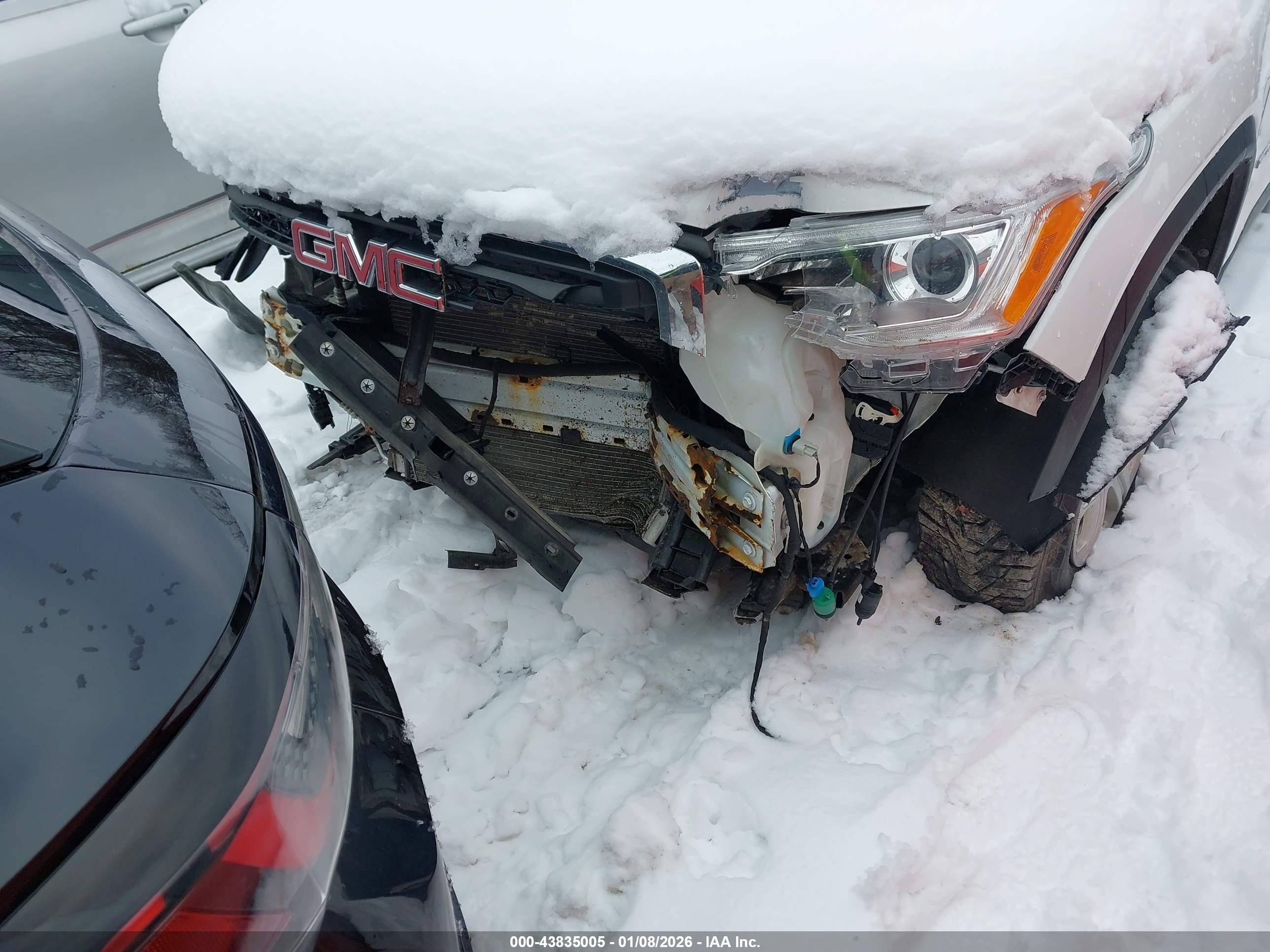 GMC ACADIA image 6