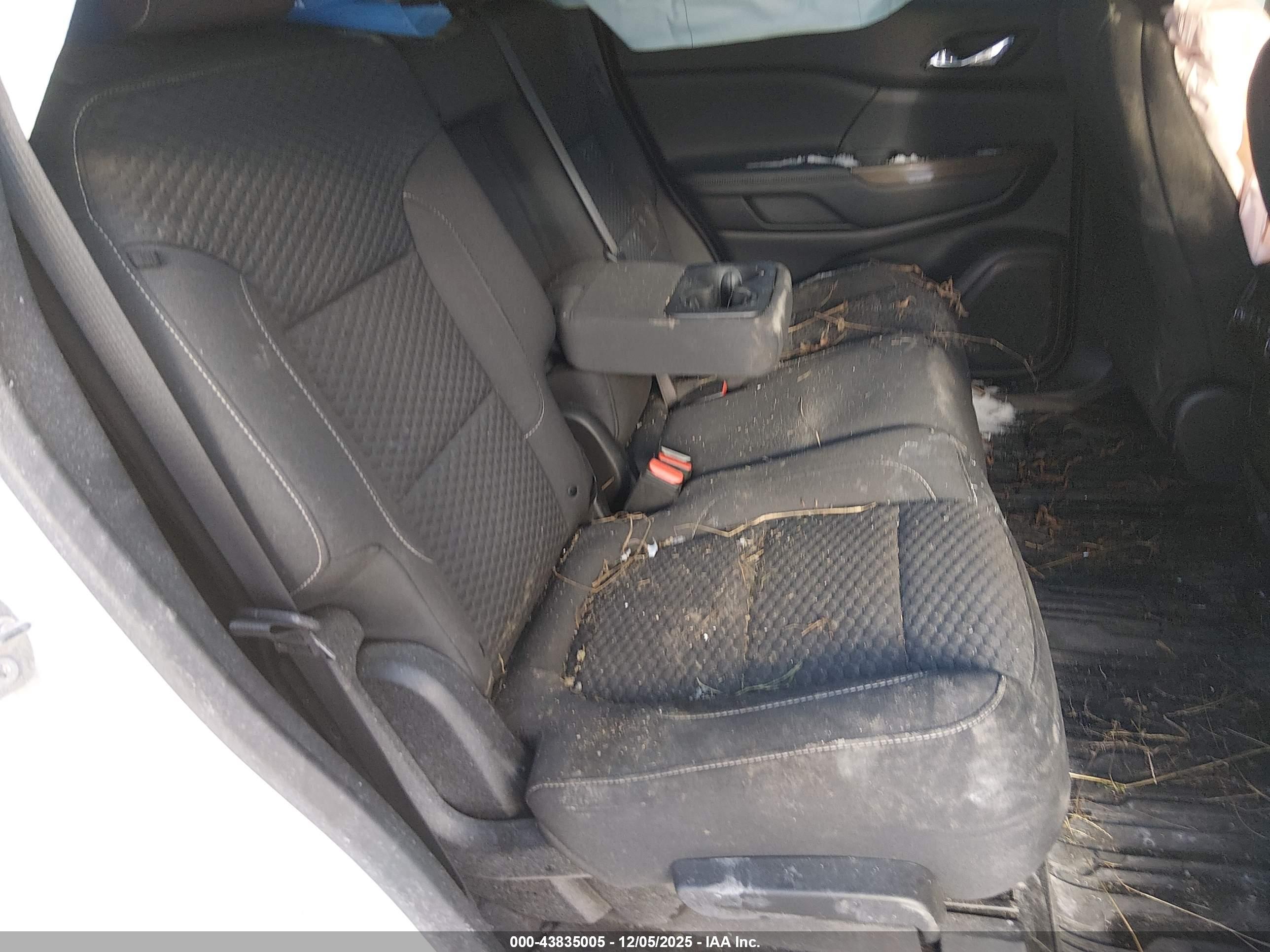 GMC ACADIA image 8