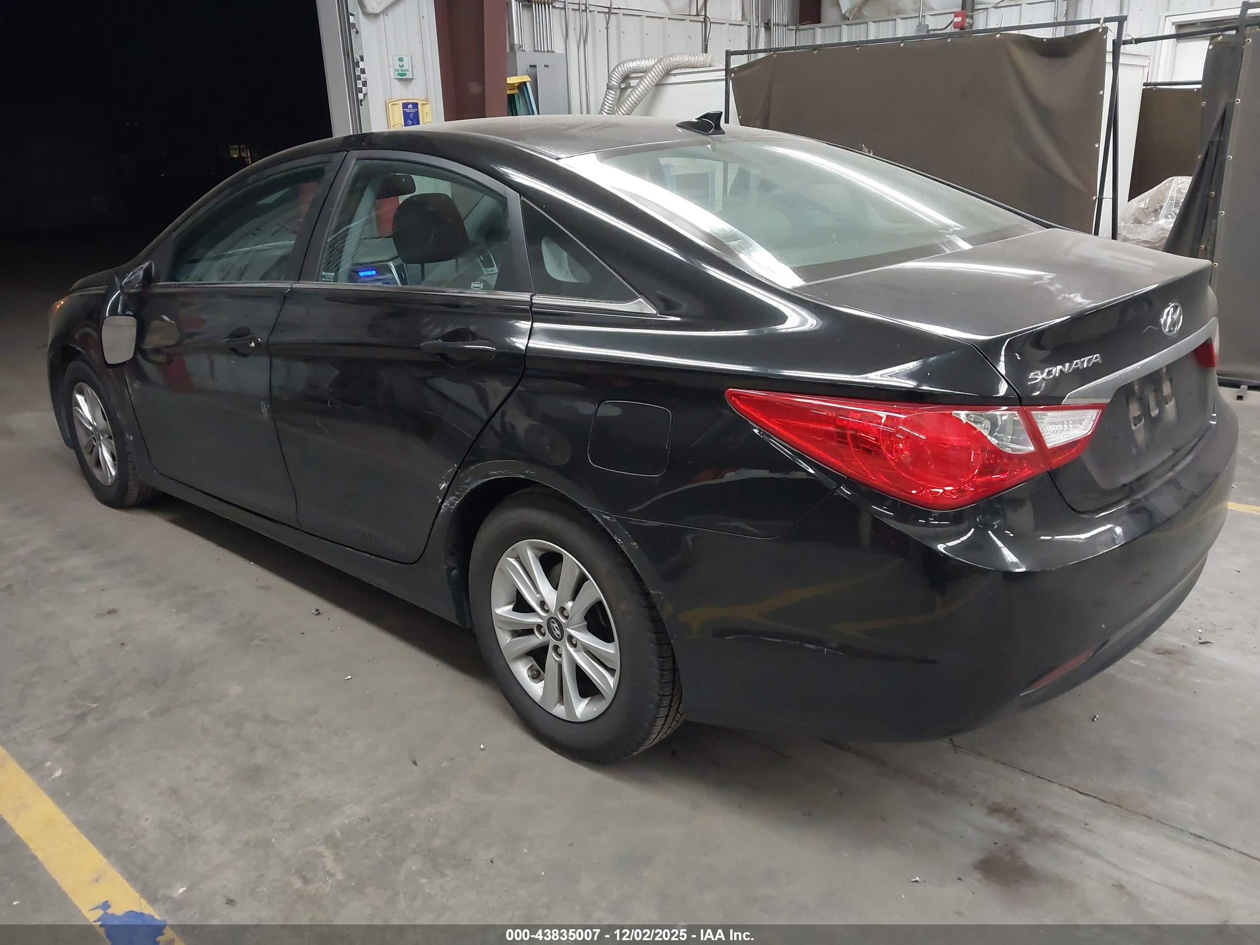 HYUNDAI SONATA image 3