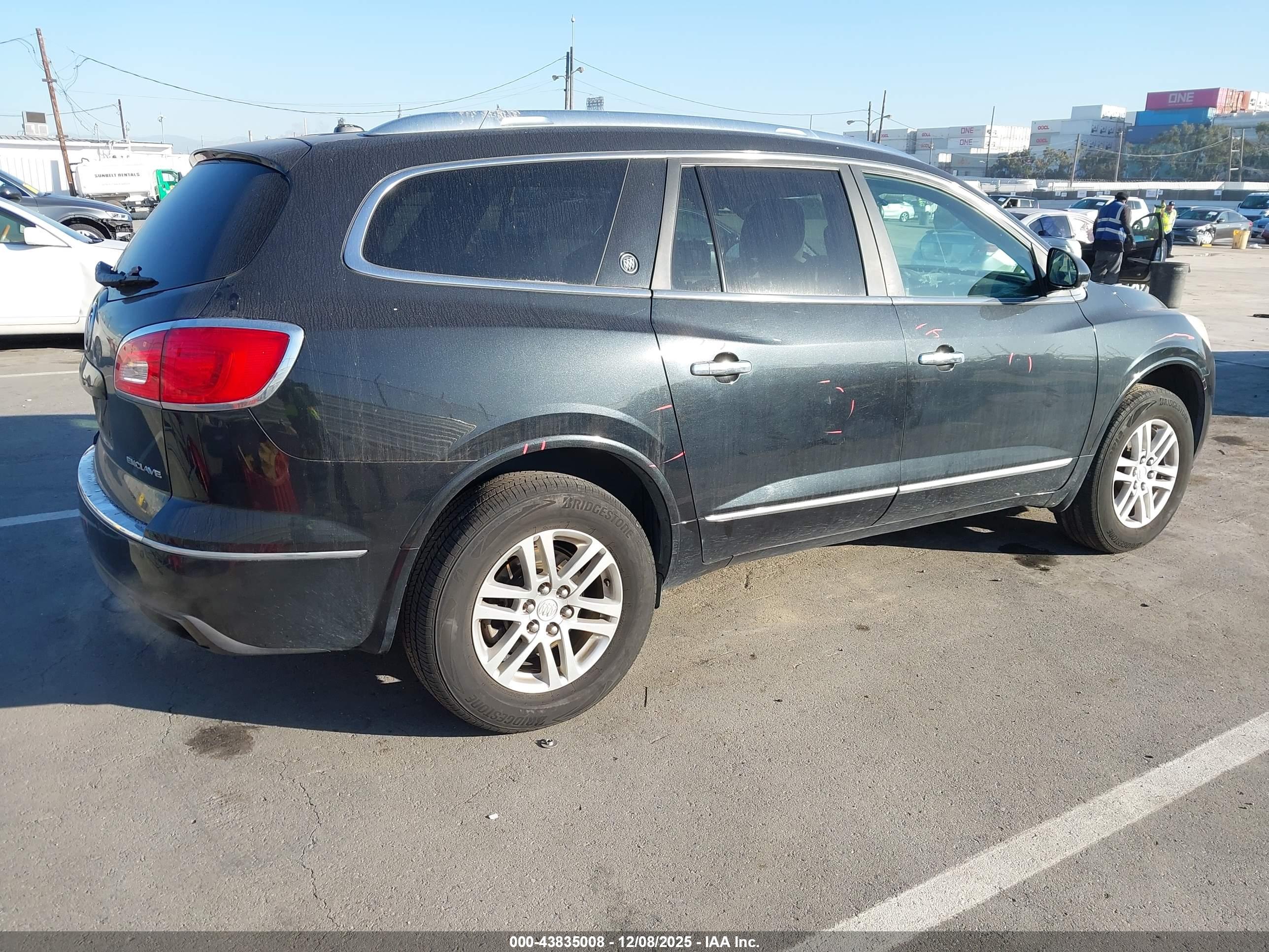BUICK ENCLAVE image 4