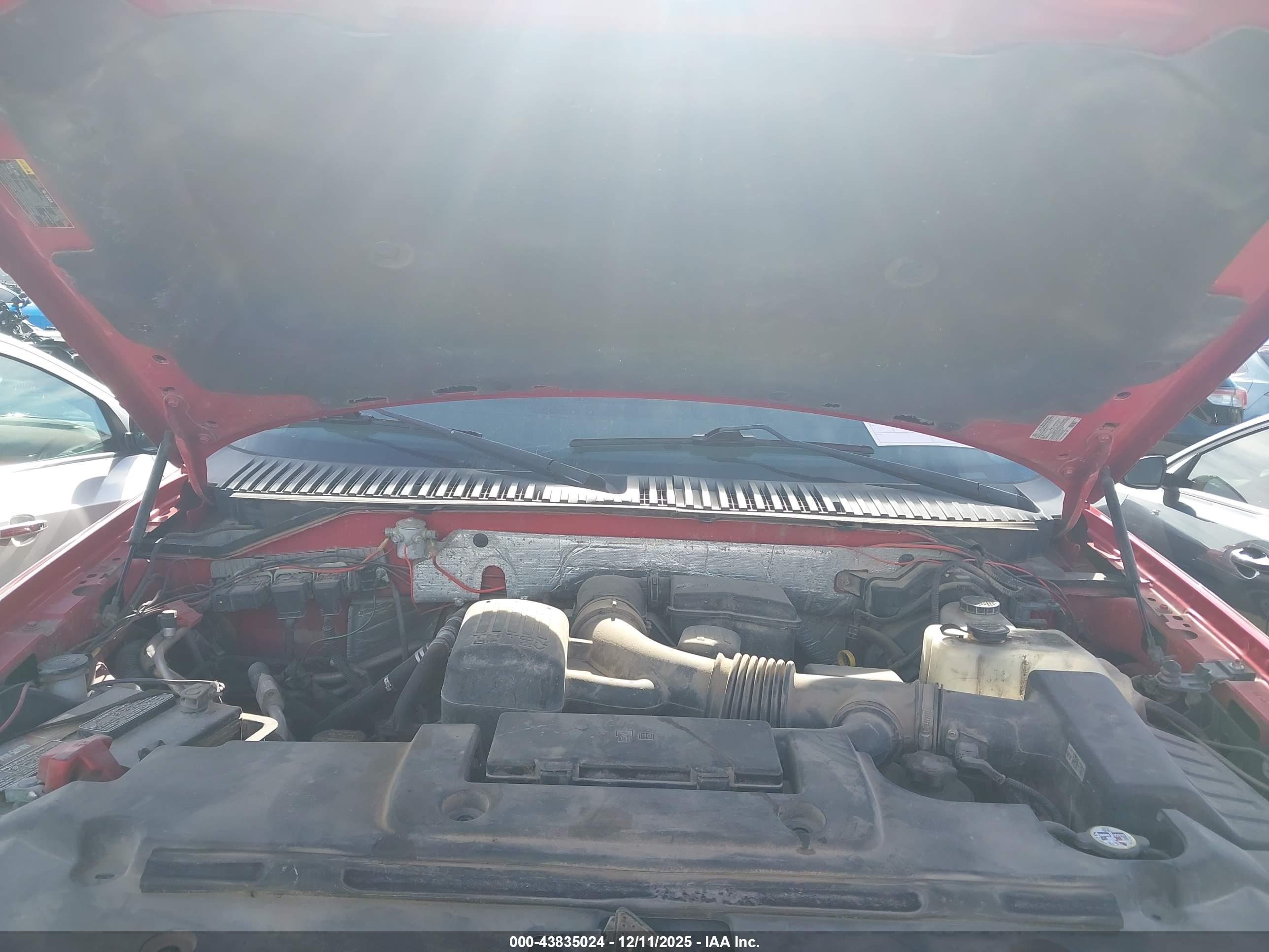FORD EXPEDITION image 10
