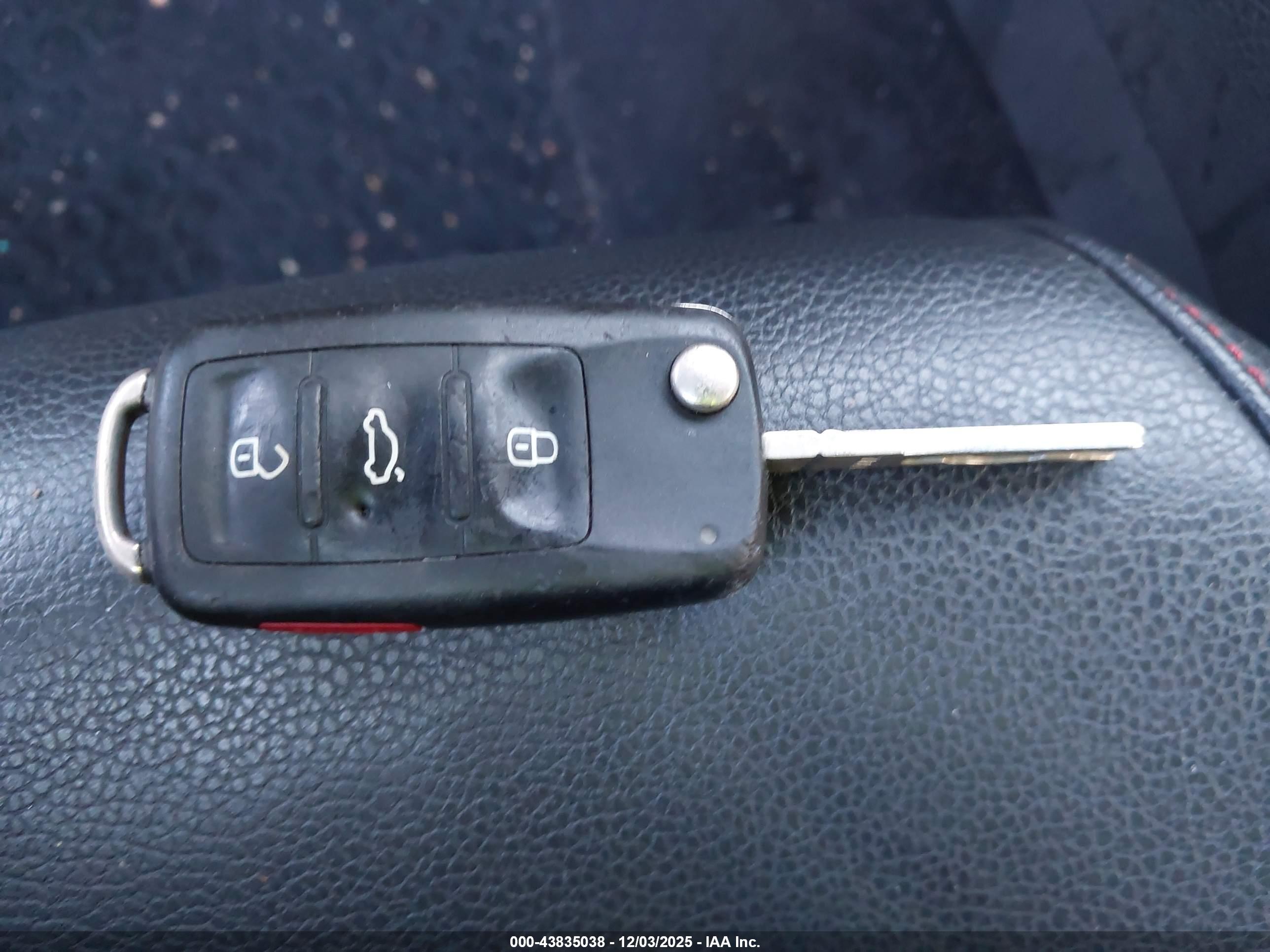 VOLKSWAGEN JETTA image 11