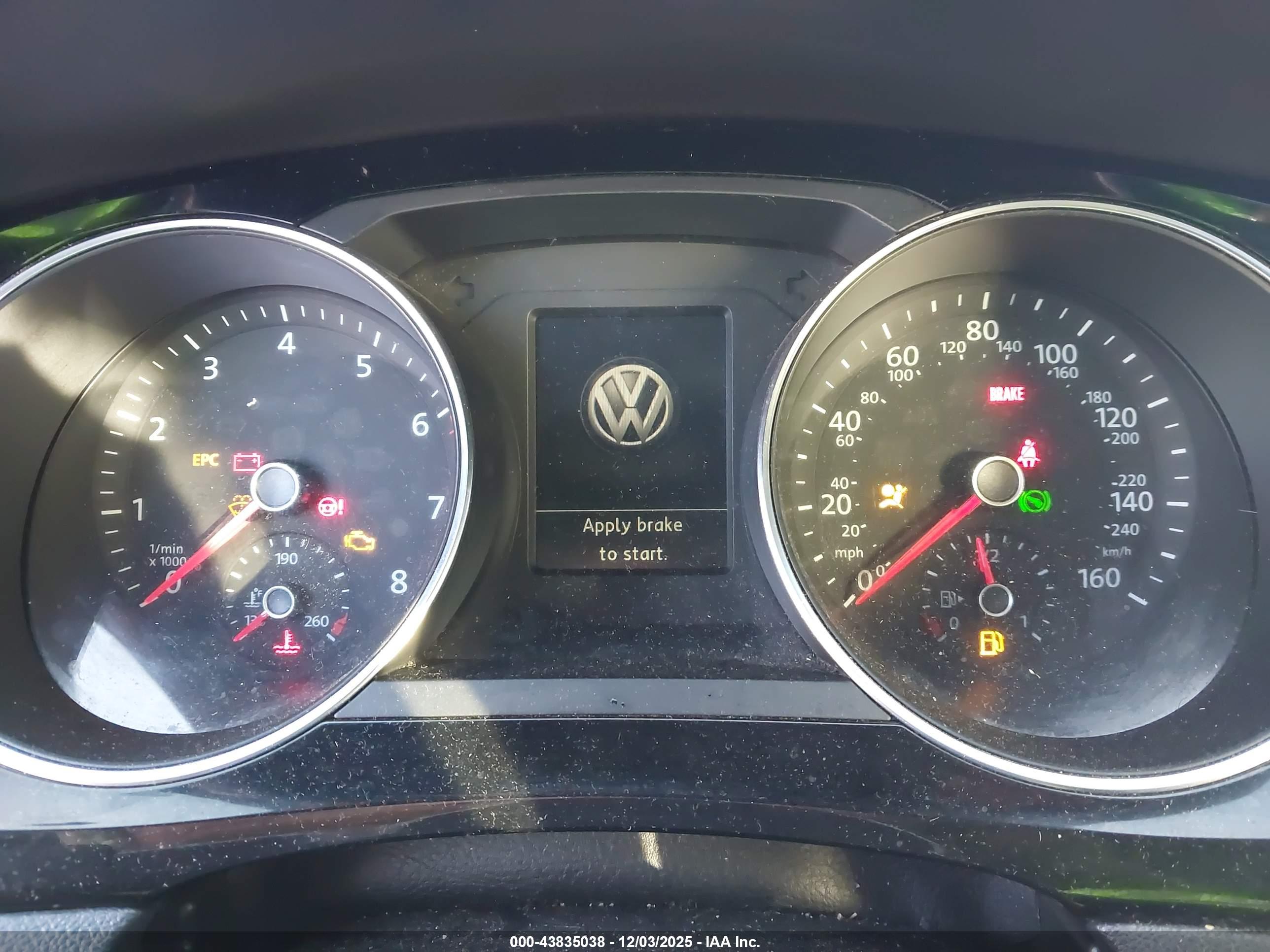 VOLKSWAGEN JETTA image 7