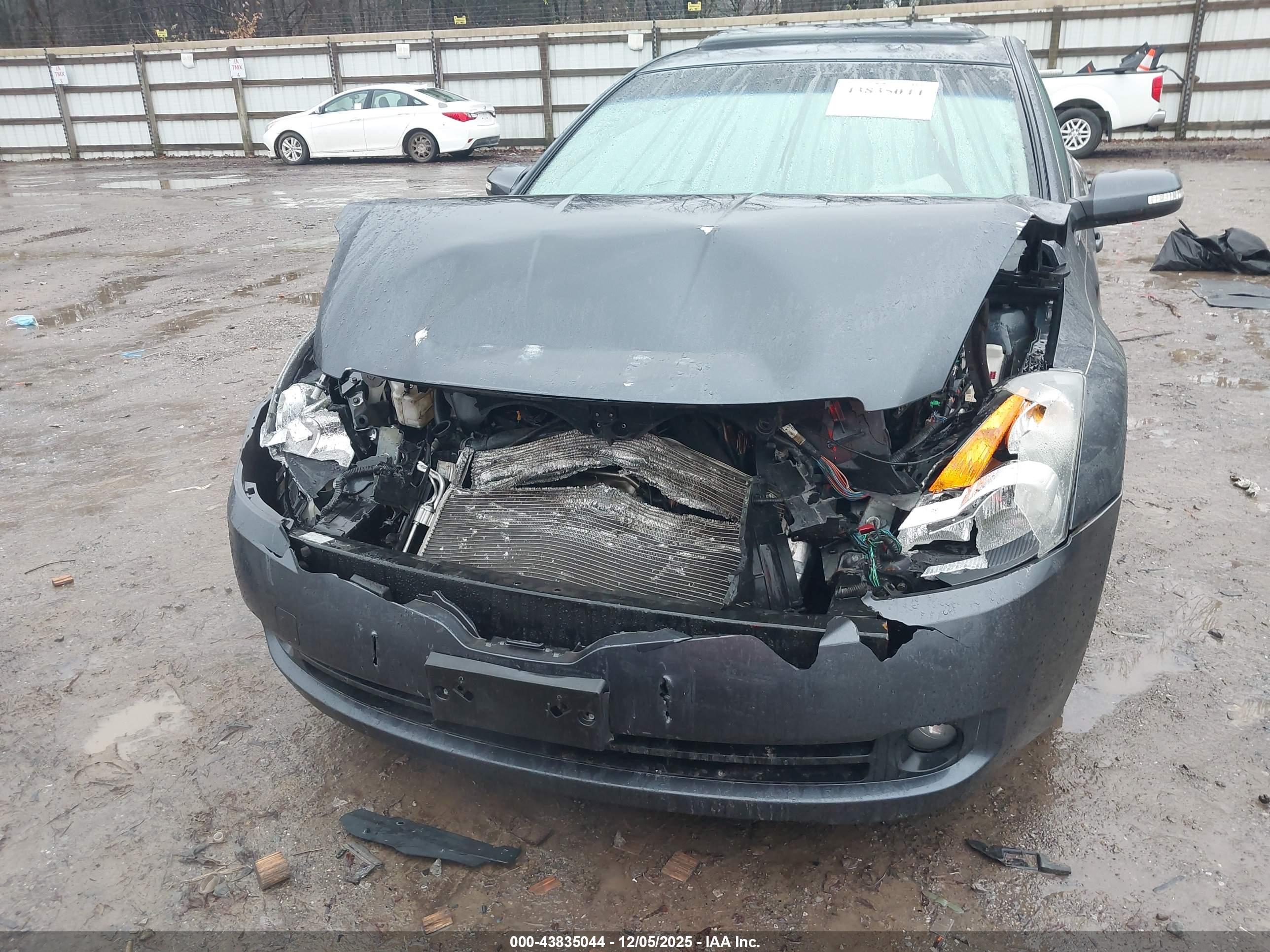NISSAN ALTIMA image 6