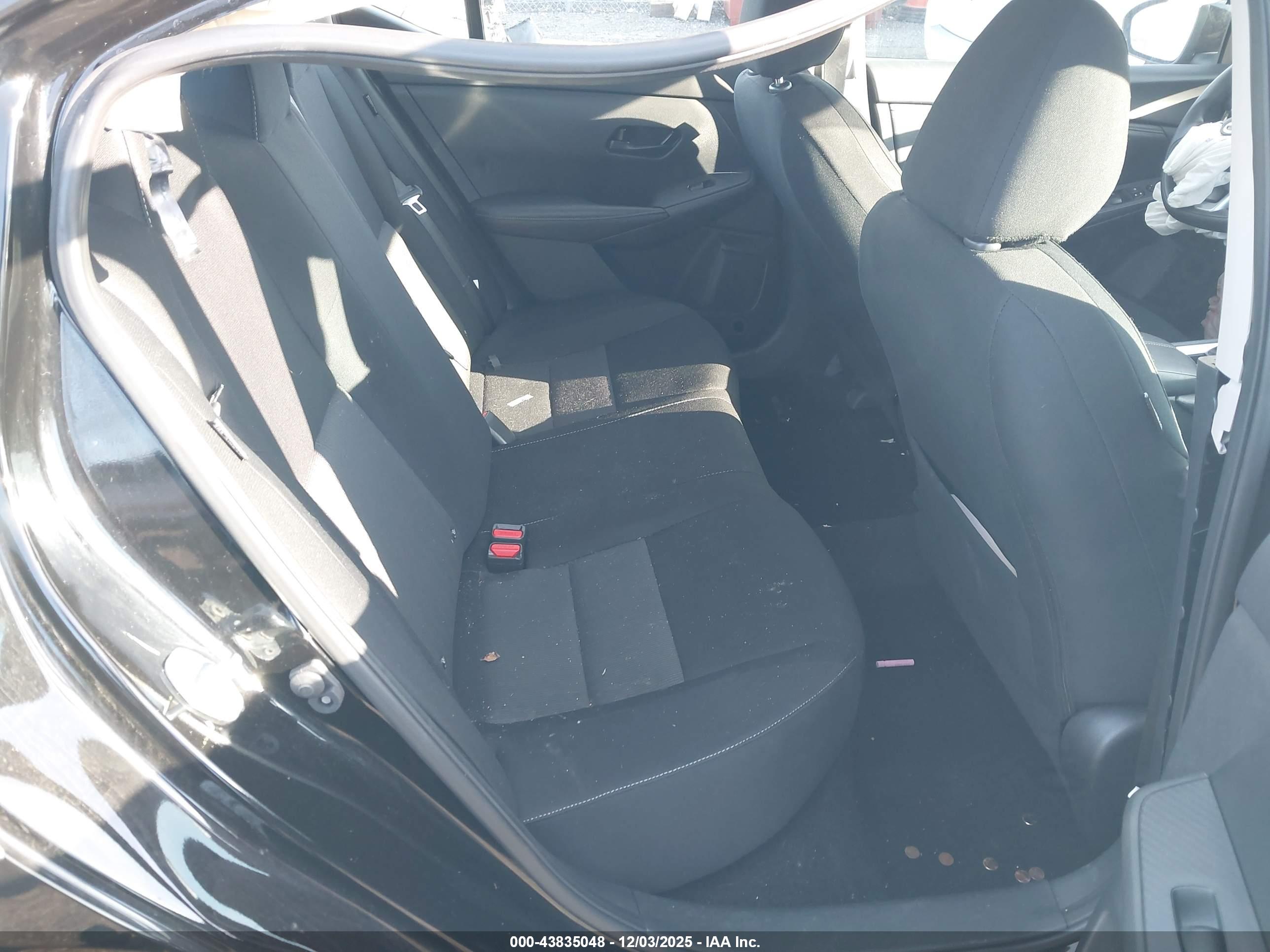 NISSAN SENTRA image 8