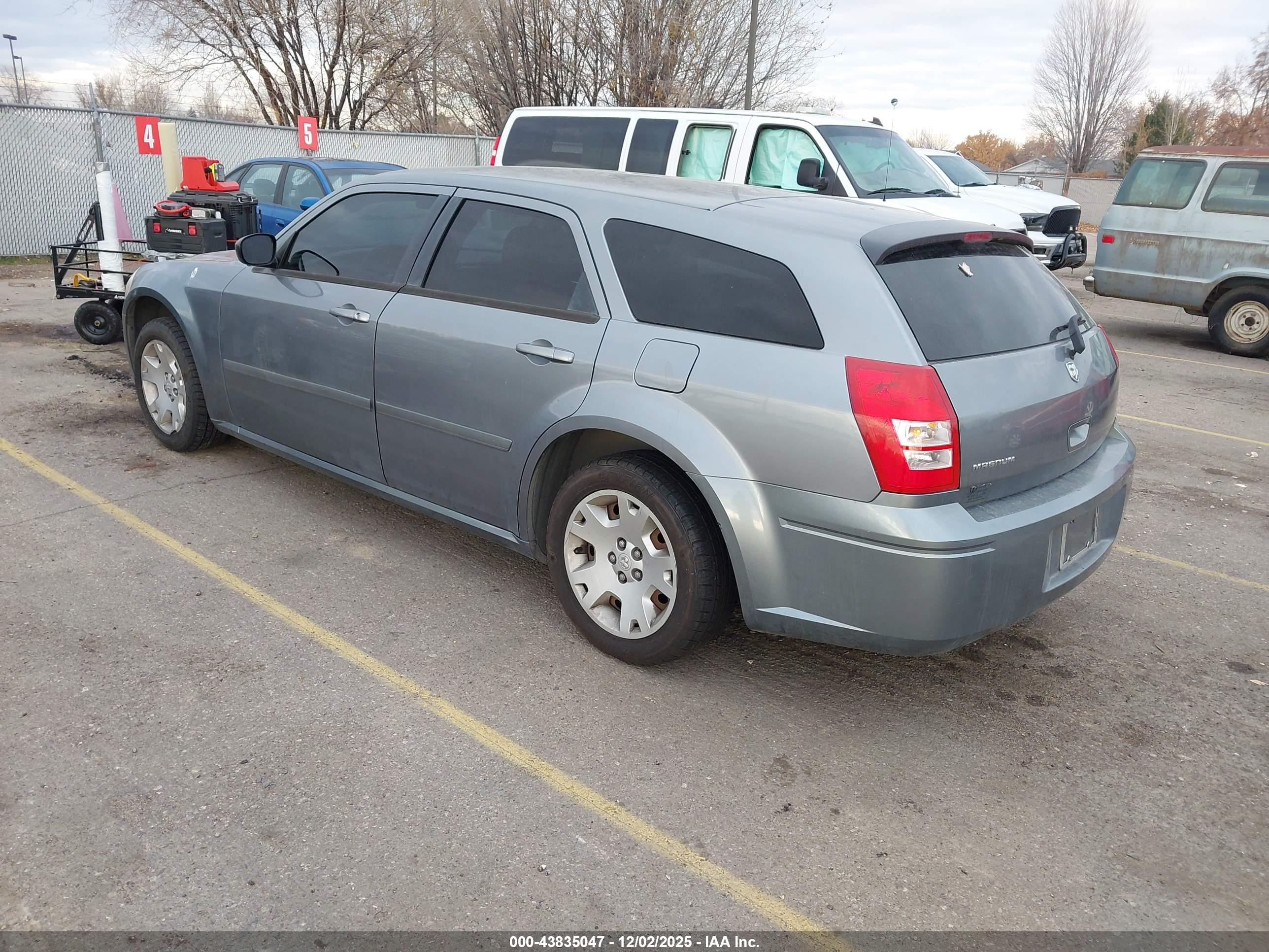 DODGE MAGNUM image 3