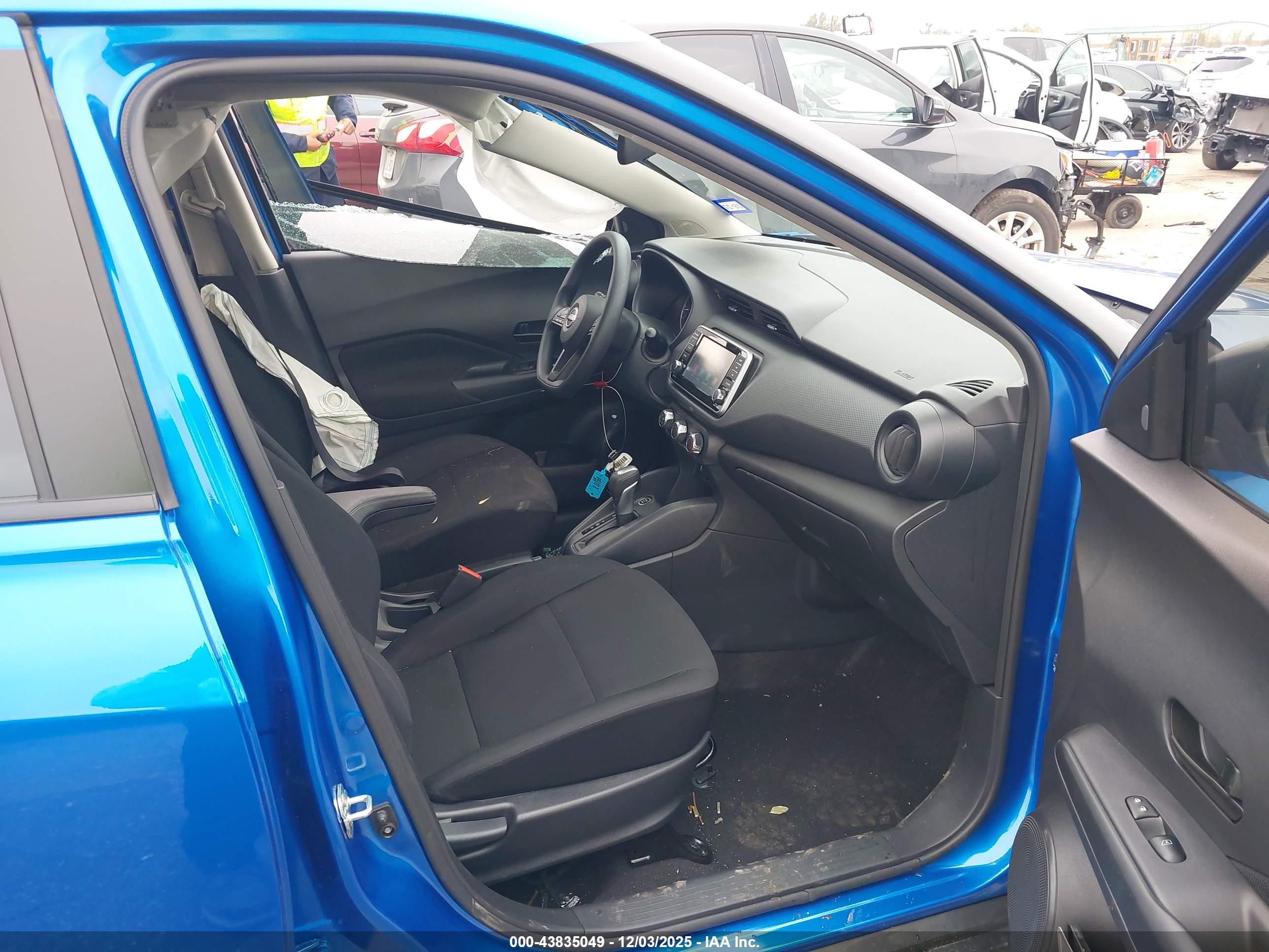 NISSAN KICKS image 5