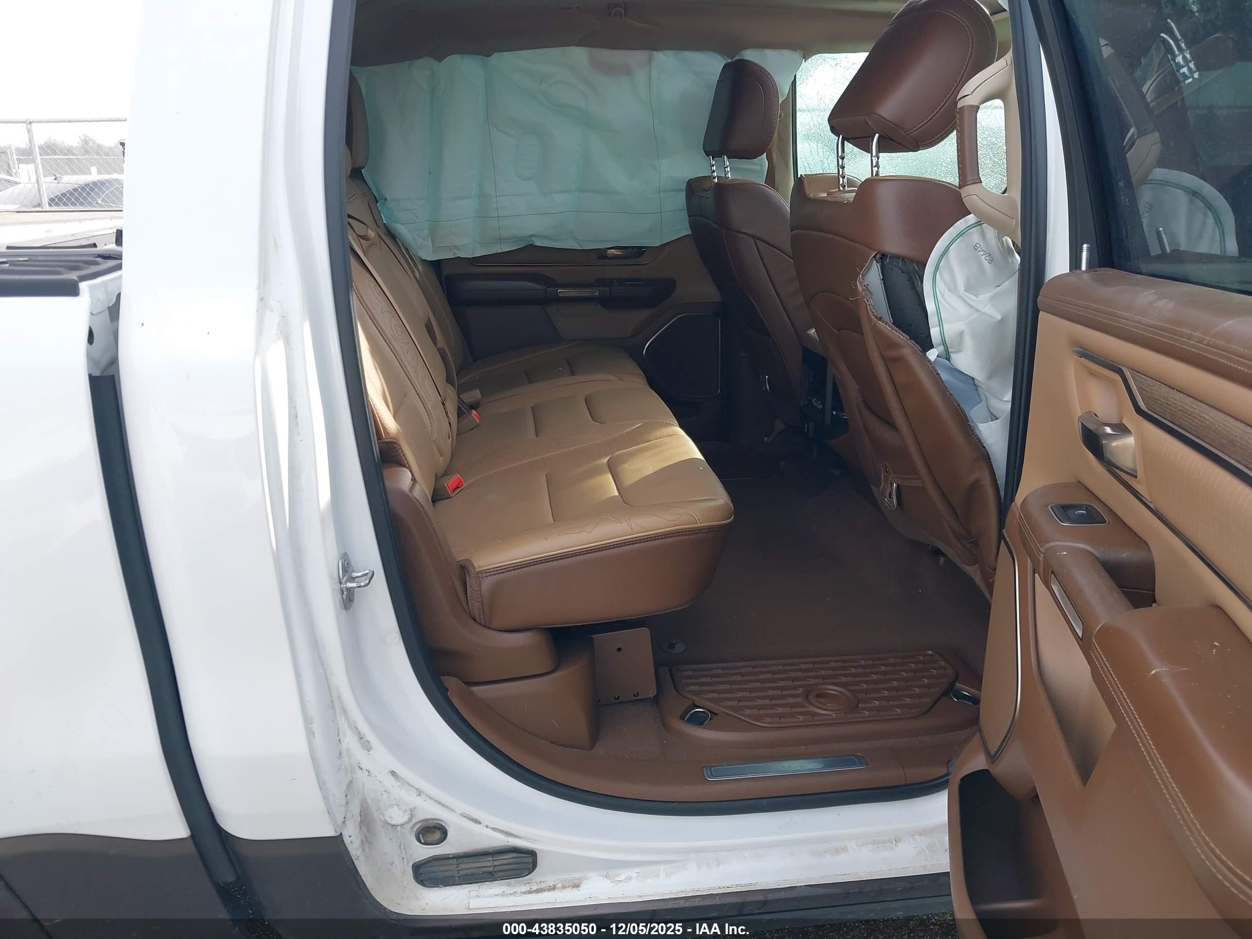 RAM 1500 image 8